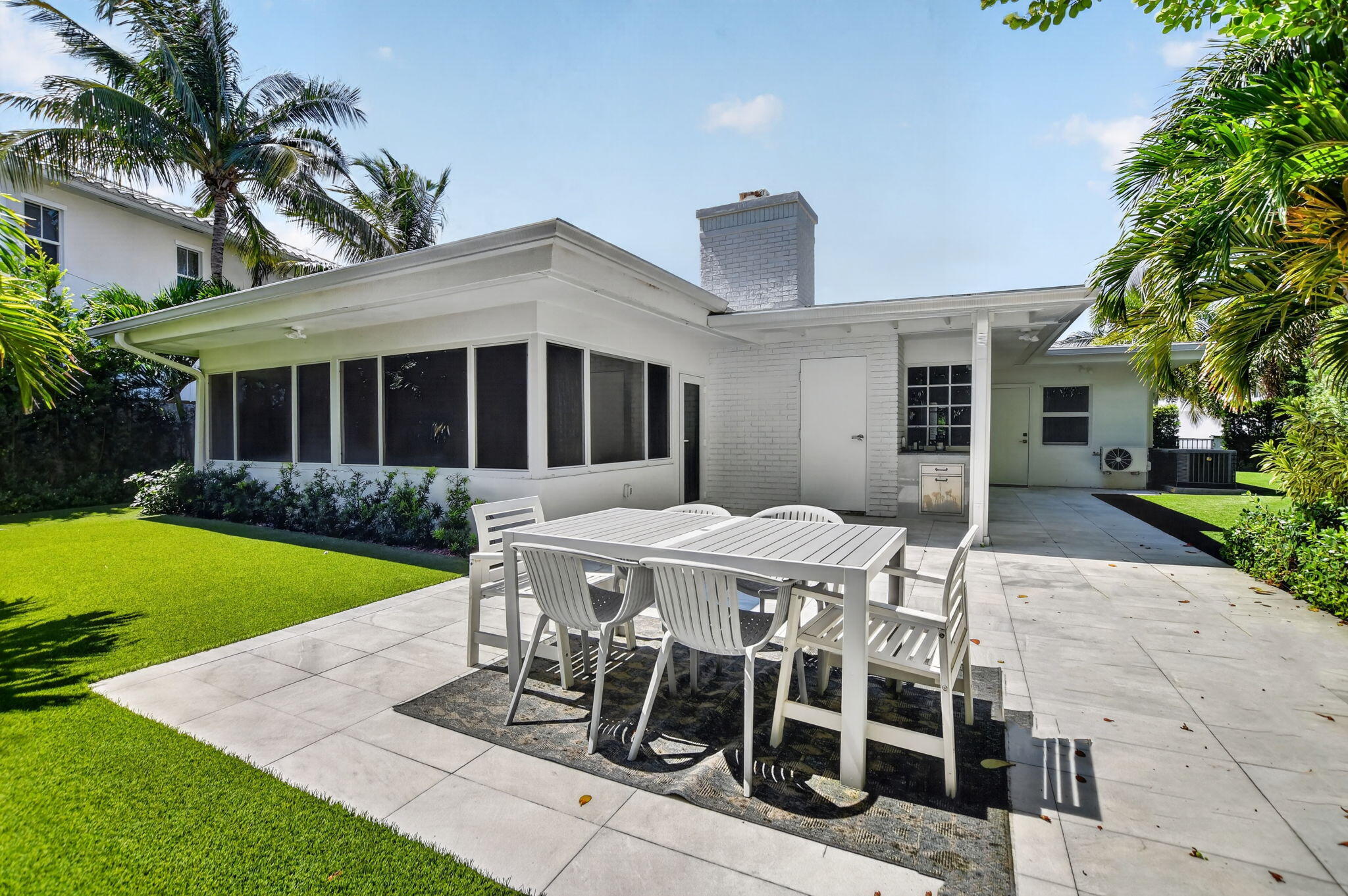 335 NE 7th, Boca Raton FL 33432