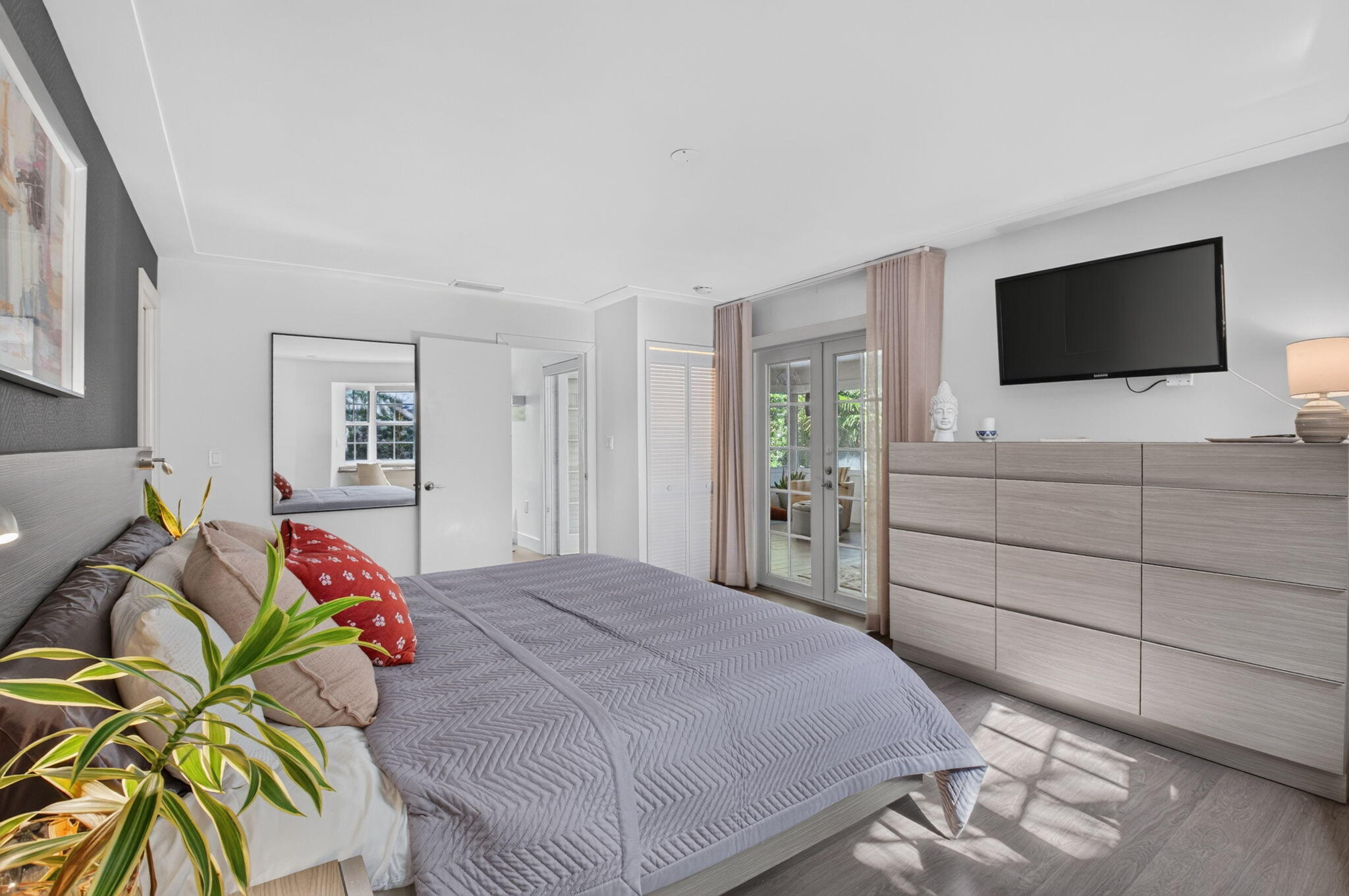 335 NE 7th, Boca Raton FL 33432