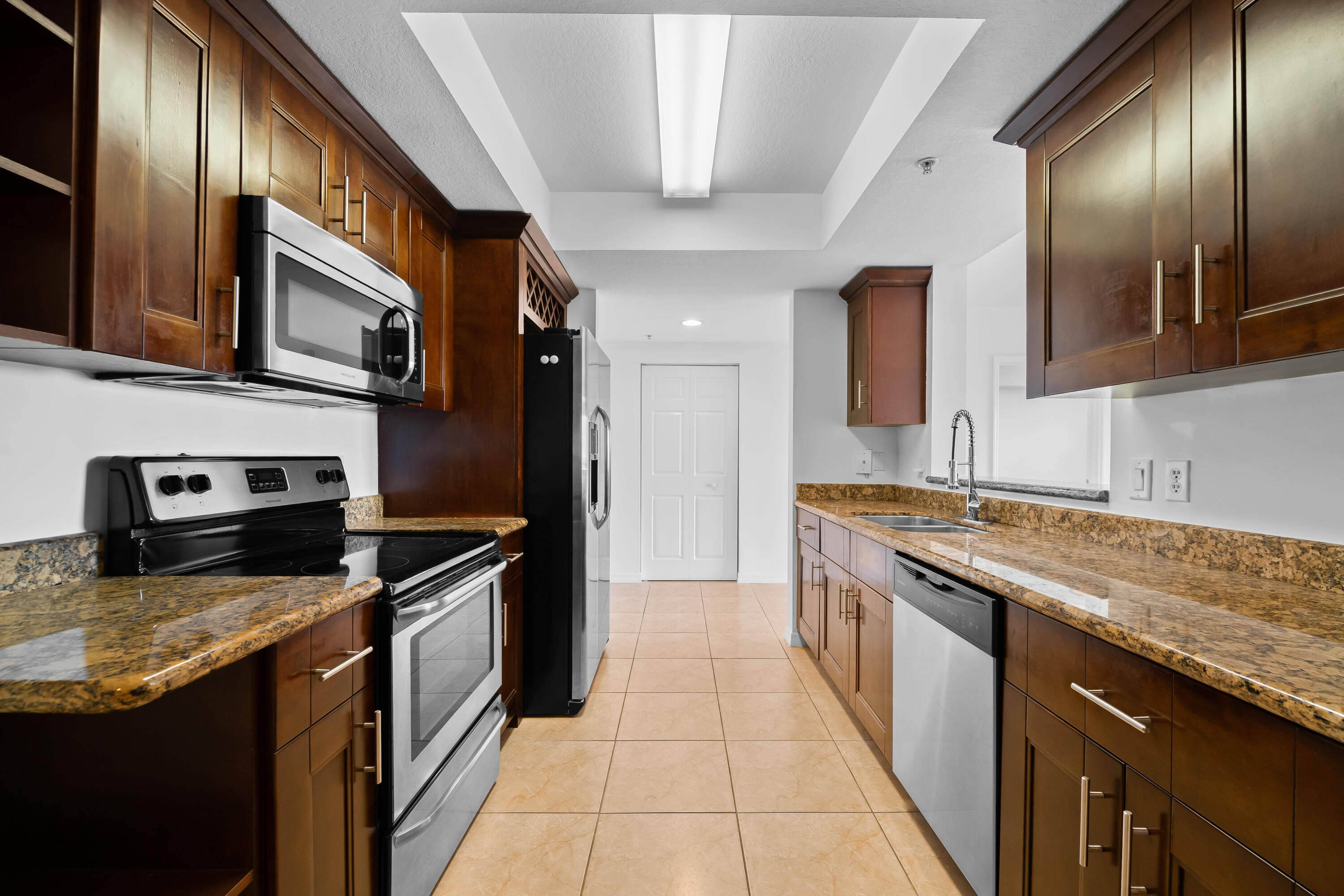 3530 SW 22ND #902, Miami FL 33145