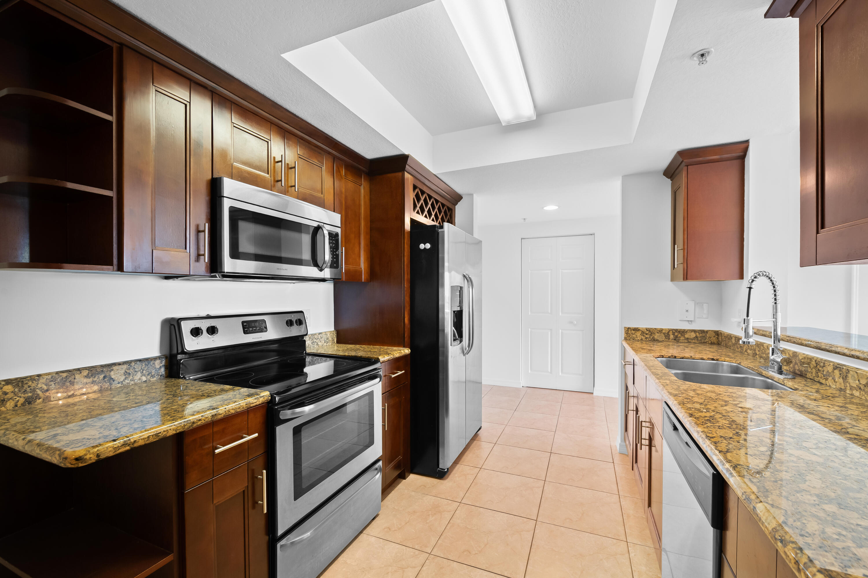 3530 SW 22ND #902, Miami FL 33145