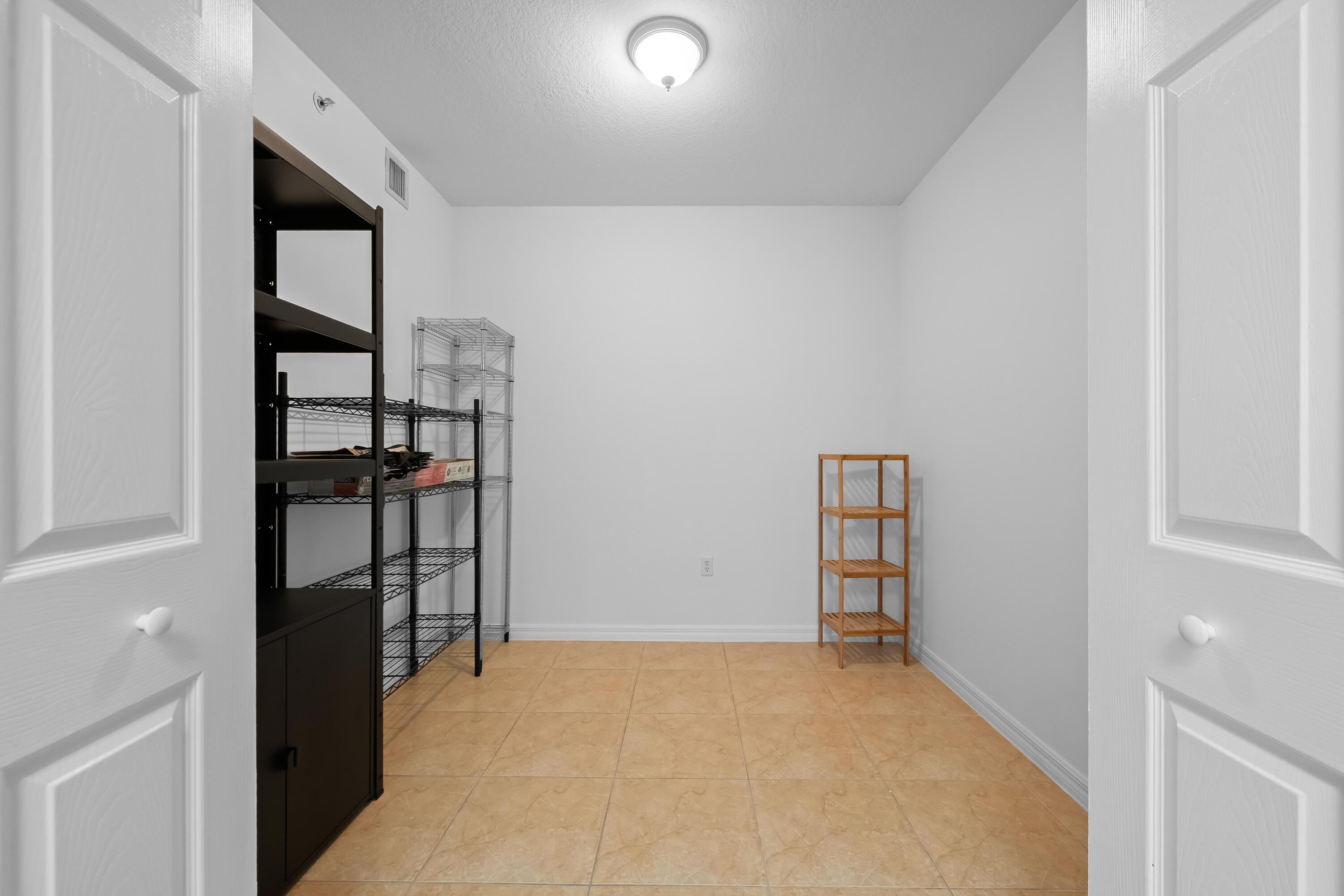 3530 SW 22ND #902, Miami FL 33145
