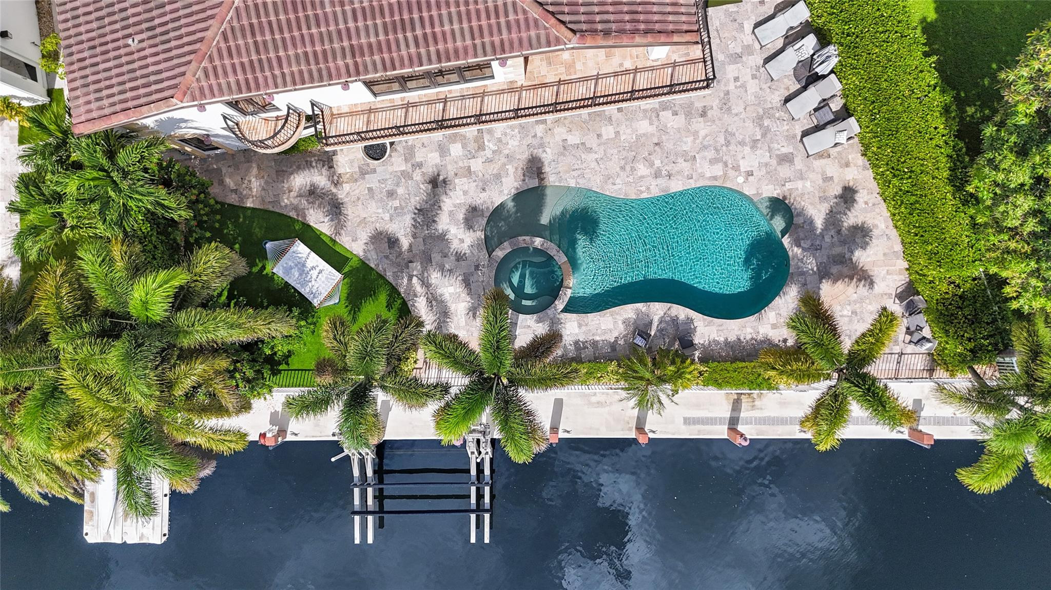 4930 NE 27th, Lighthouse Point FL 33064