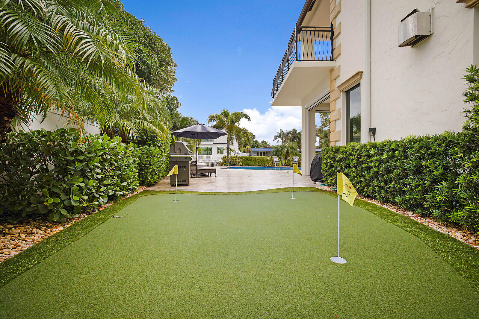 4930 NE 27th, Lighthouse Point FL 33064