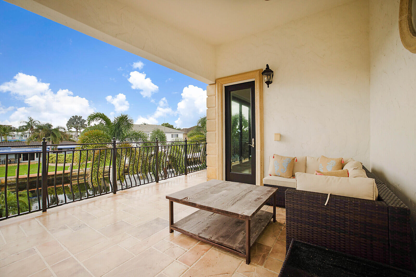 4930 NE 27th, Lighthouse Point FL 33064