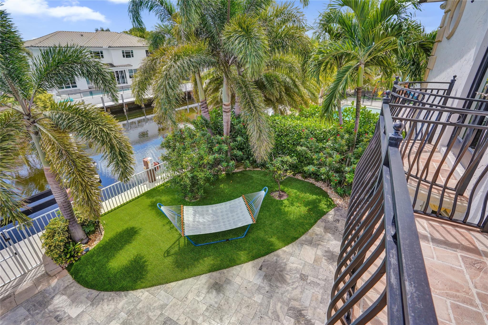 4930 NE 27th, Lighthouse Point FL 33064