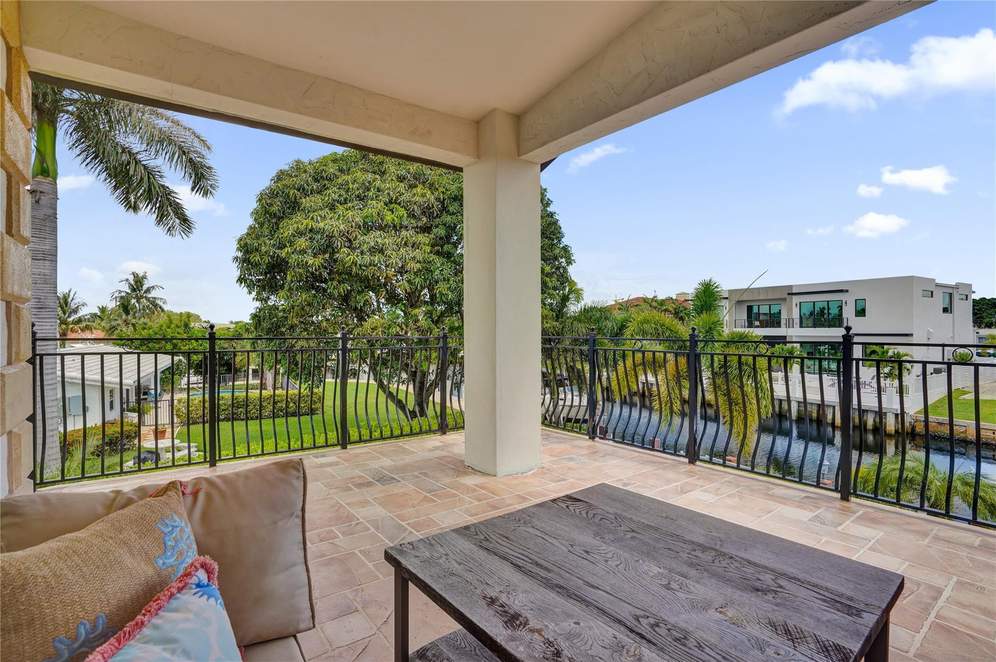 4930 NE 27th, Lighthouse Point FL 33064