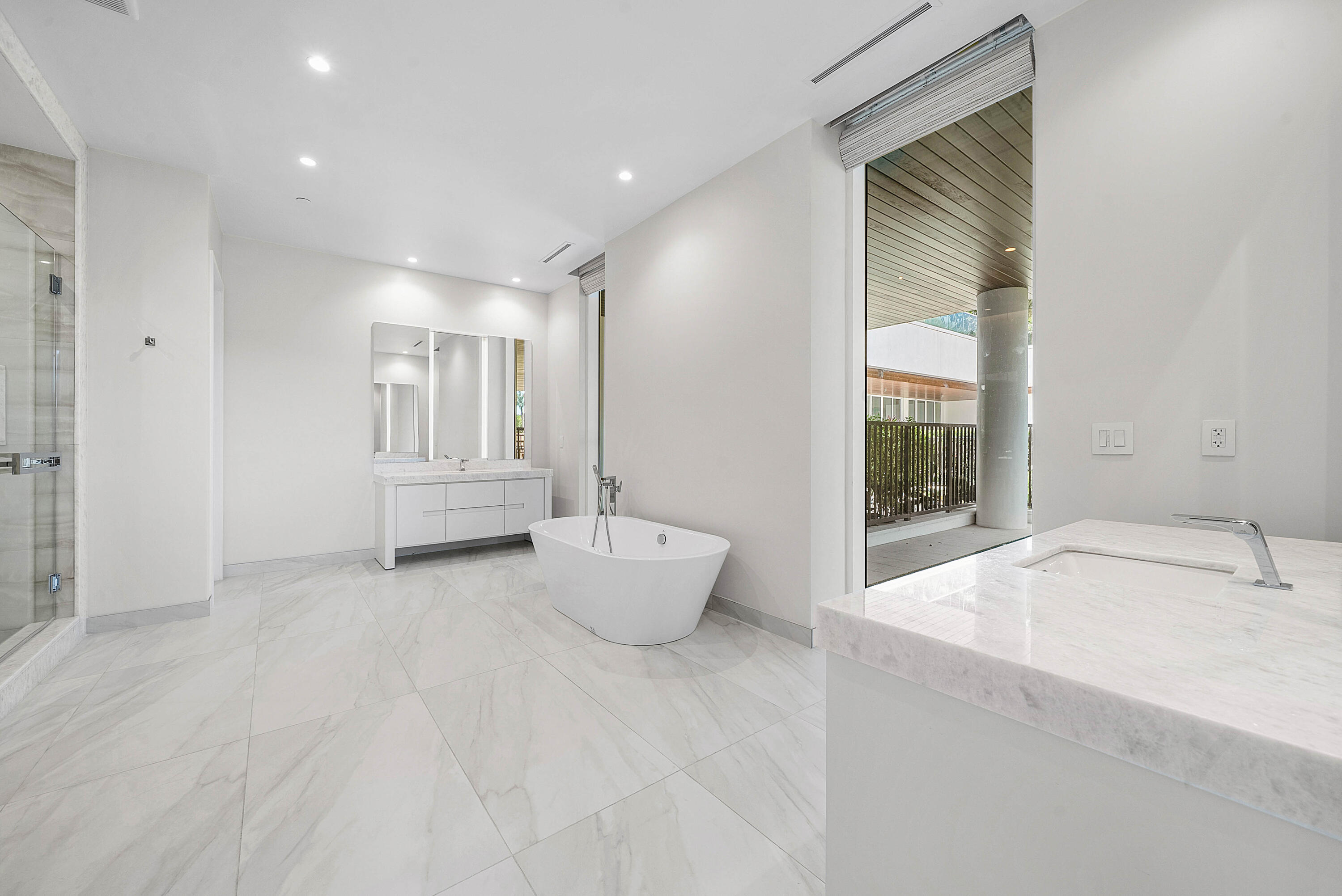 210 SE MIZNER #101, Boca Raton FL 33432