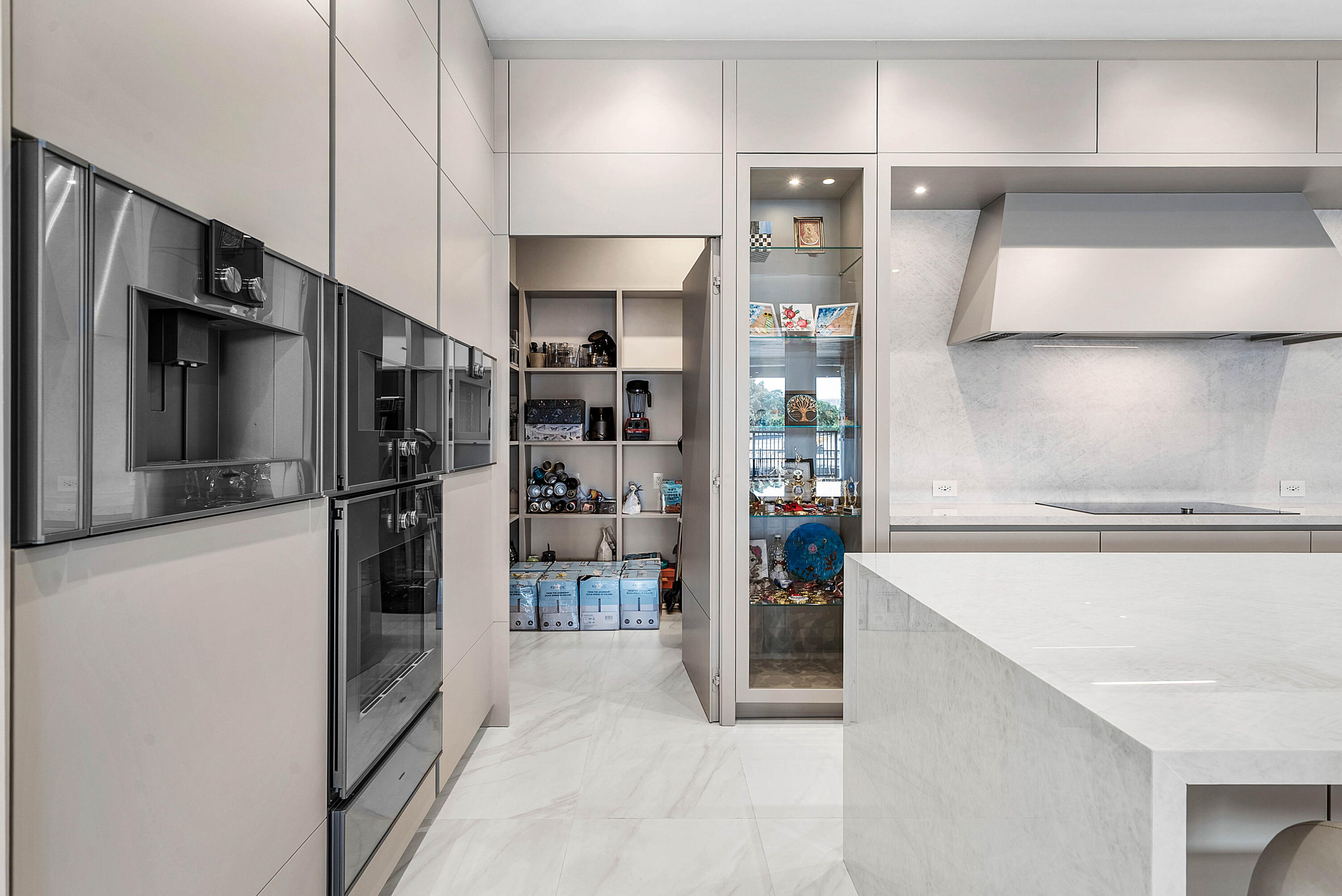 210 SE MIZNER #101, Boca Raton FL 33432