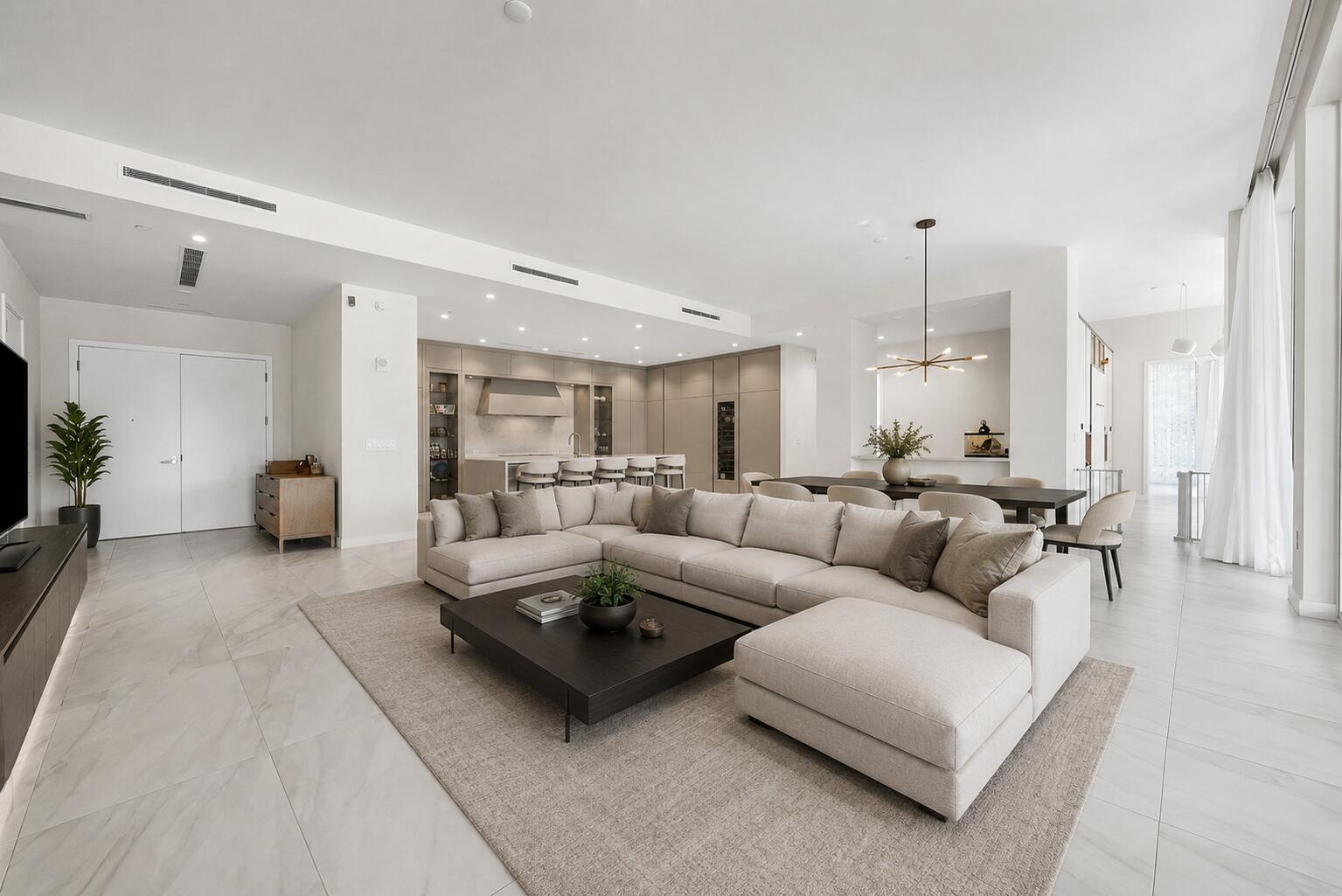 210 SE MIZNER #101, Boca Raton FL 33432