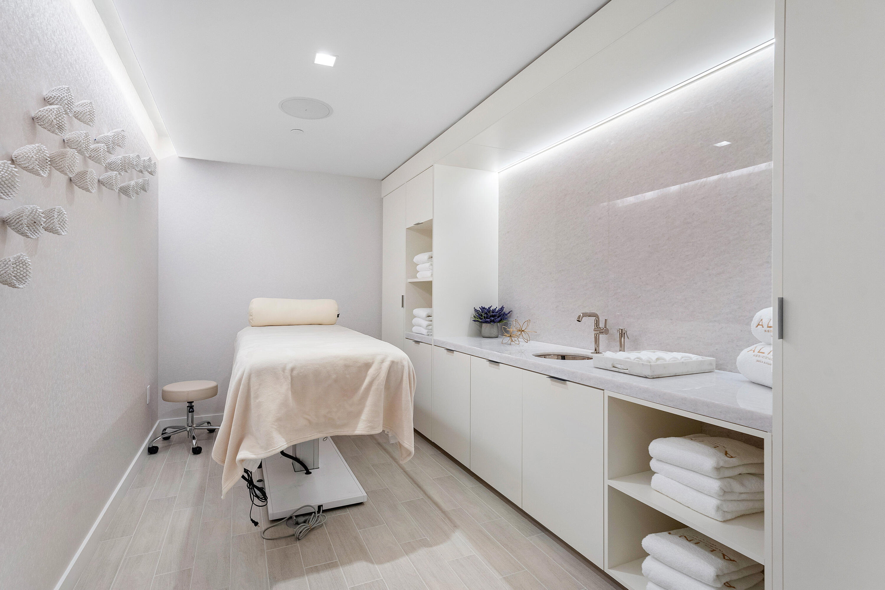 210 SE MIZNER #101, Boca Raton FL 33432
