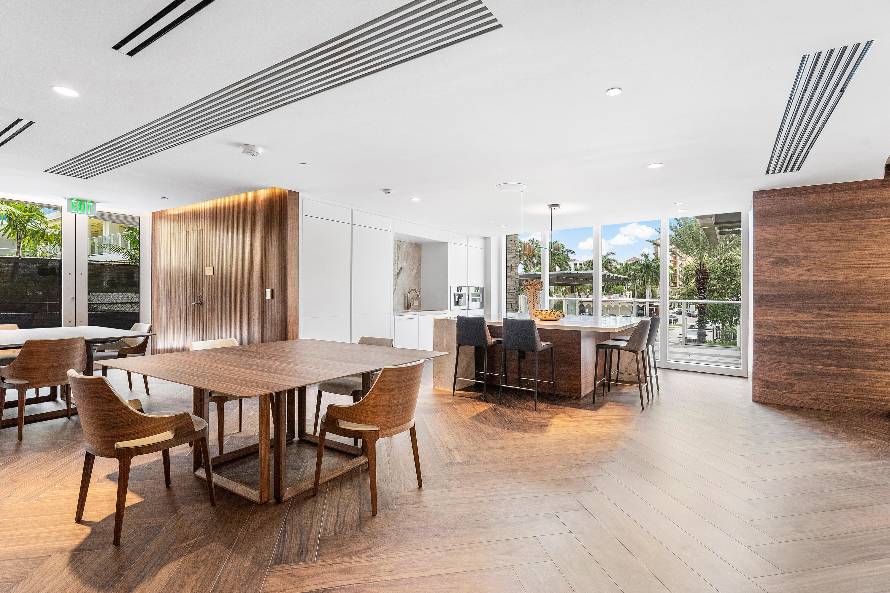 210 SE MIZNER #101, Boca Raton FL 33432