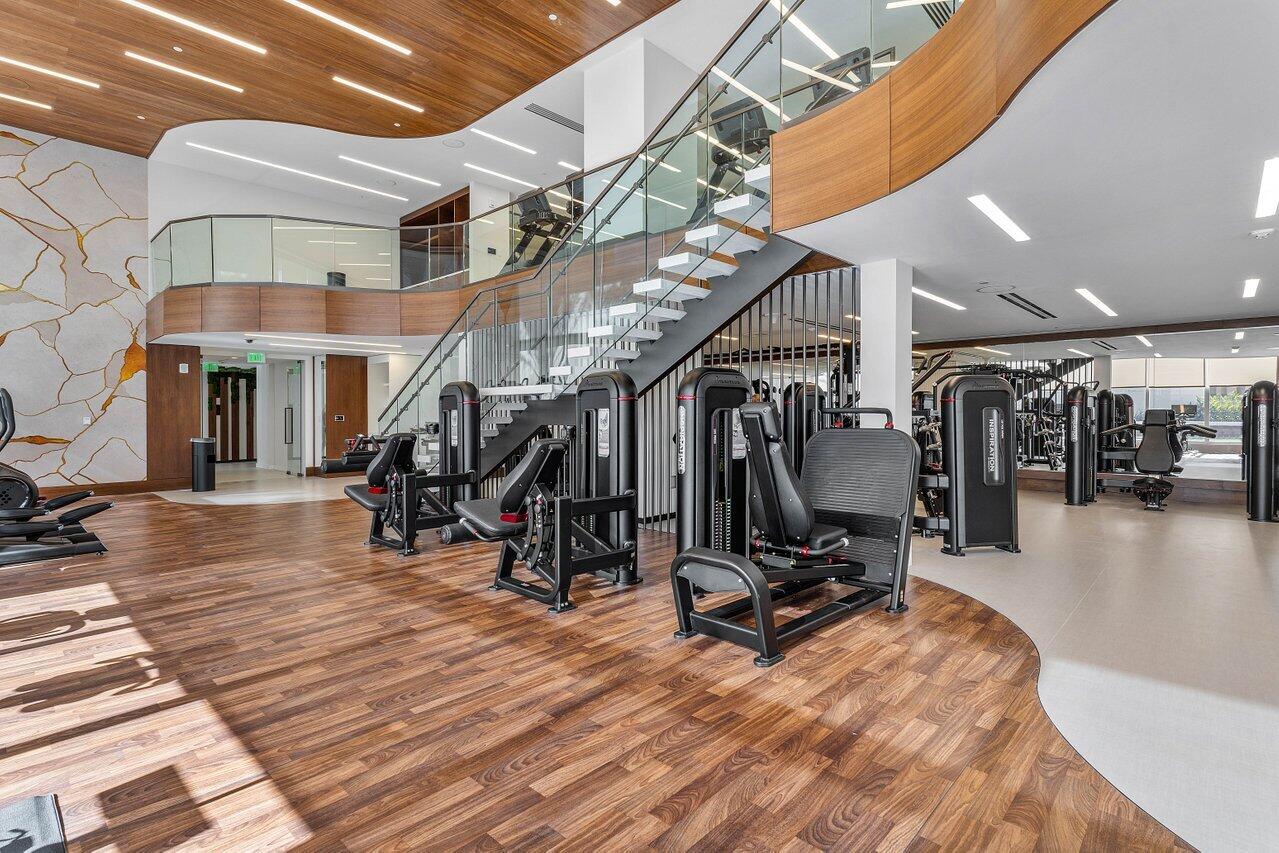 210 SE MIZNER #101, Boca Raton FL 33432