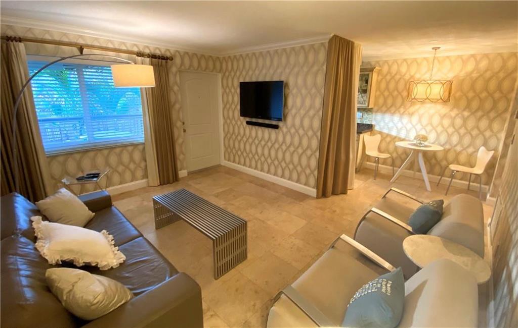 600 NE 7TH #14, Fort Lauderdale FL 33304