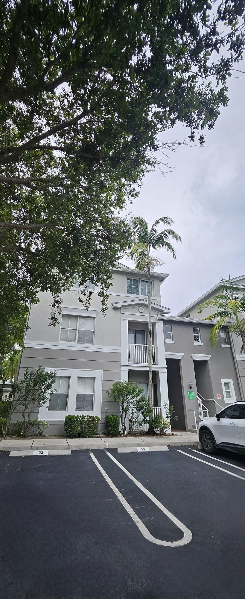 1110 E Shoma #423, Royal Palm Beach FL 33414