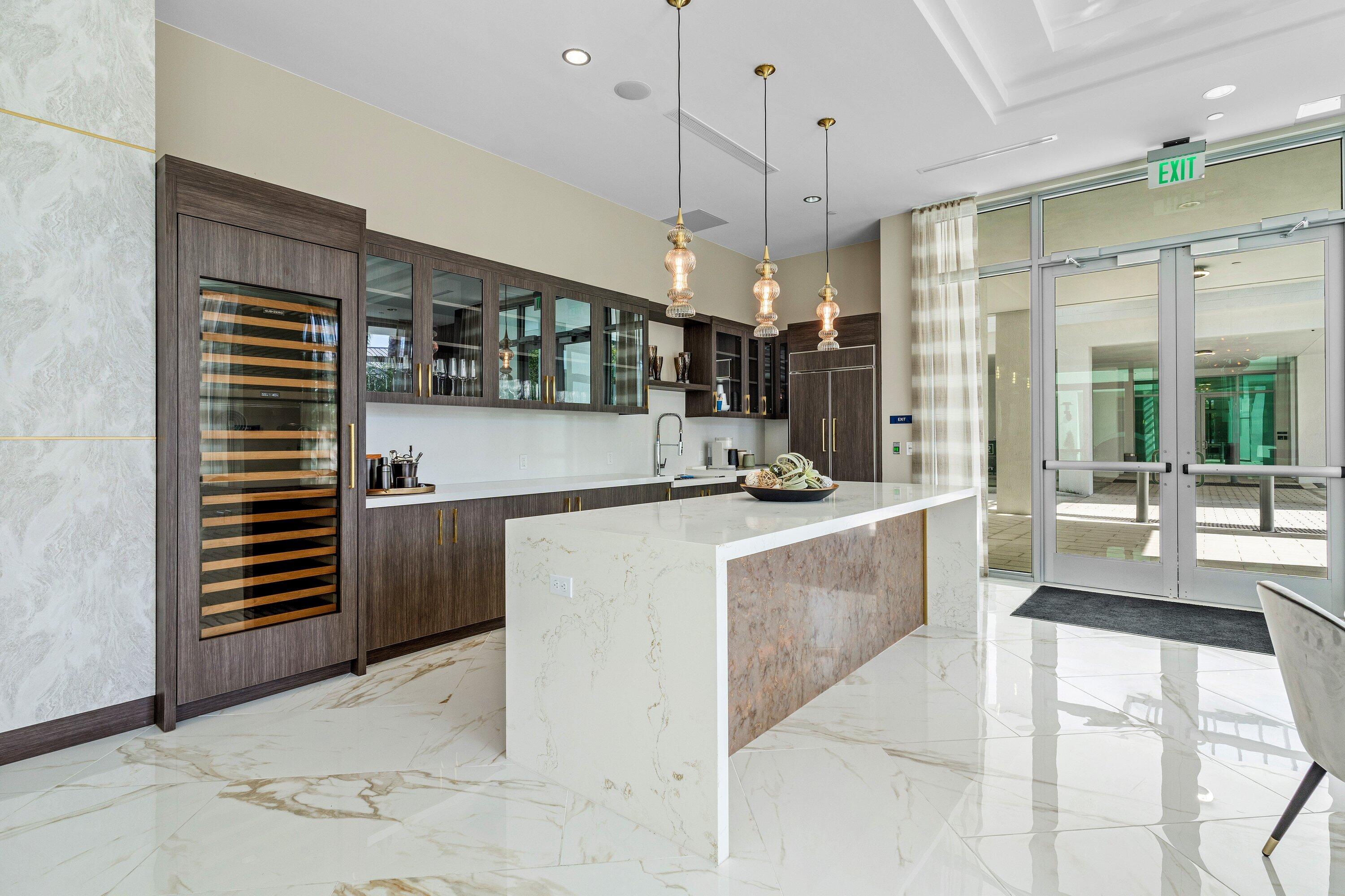 475 E ROYAL PALM #306, Boca Raton FL 33432