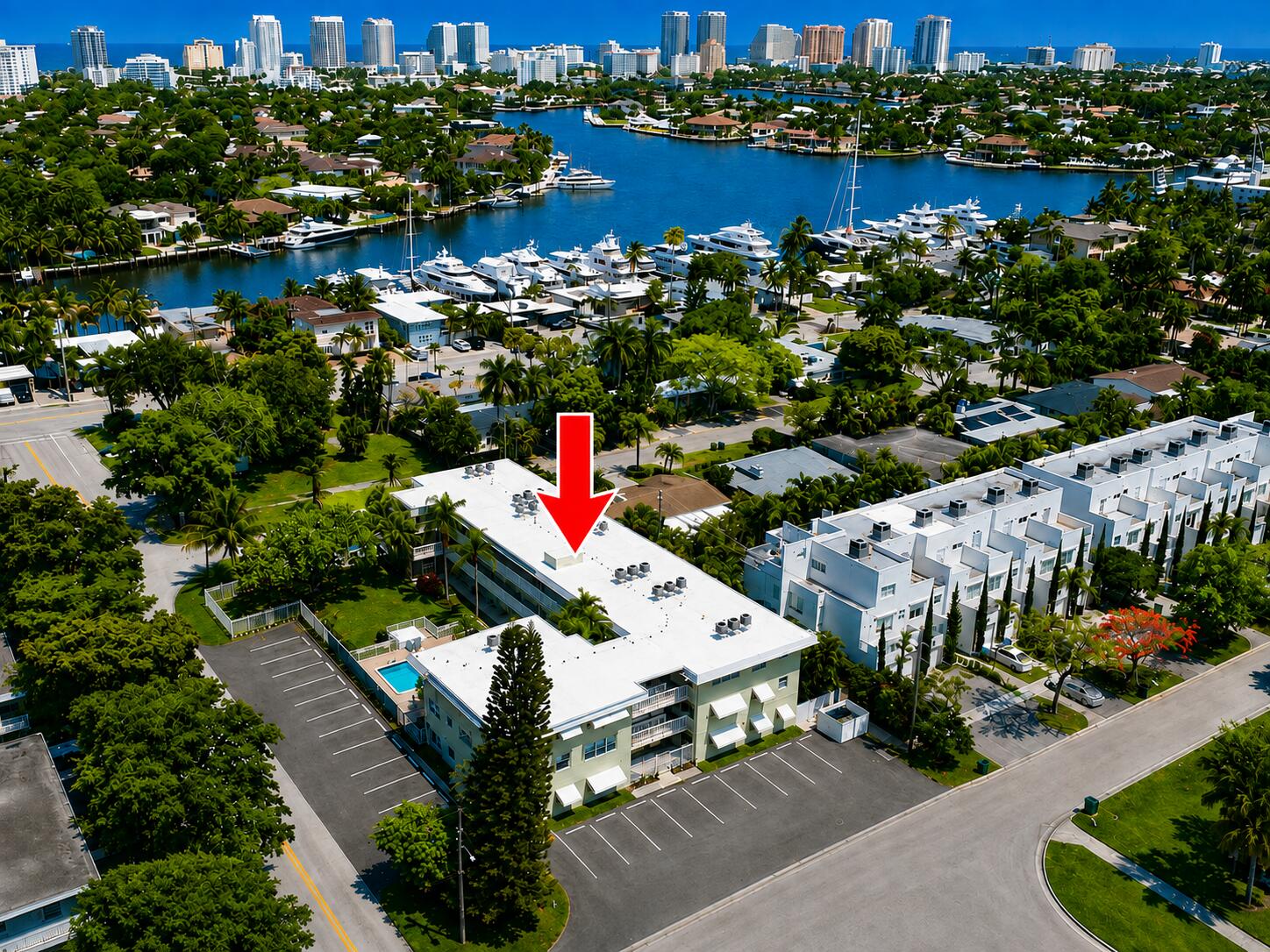 1900 NE 8TH #104, Fort Lauderdale FL 33304