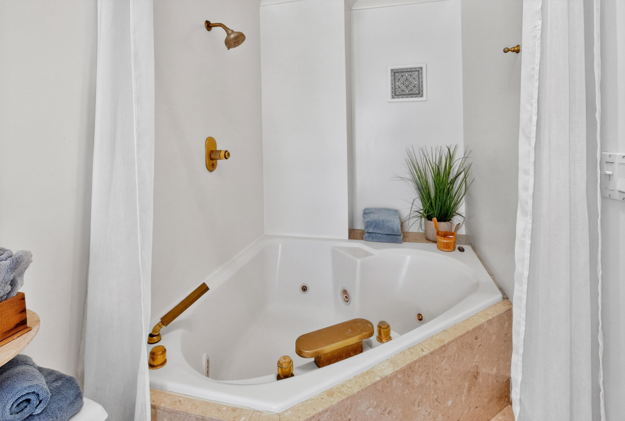 714 S ATLANTIC, Lantana FL 33462