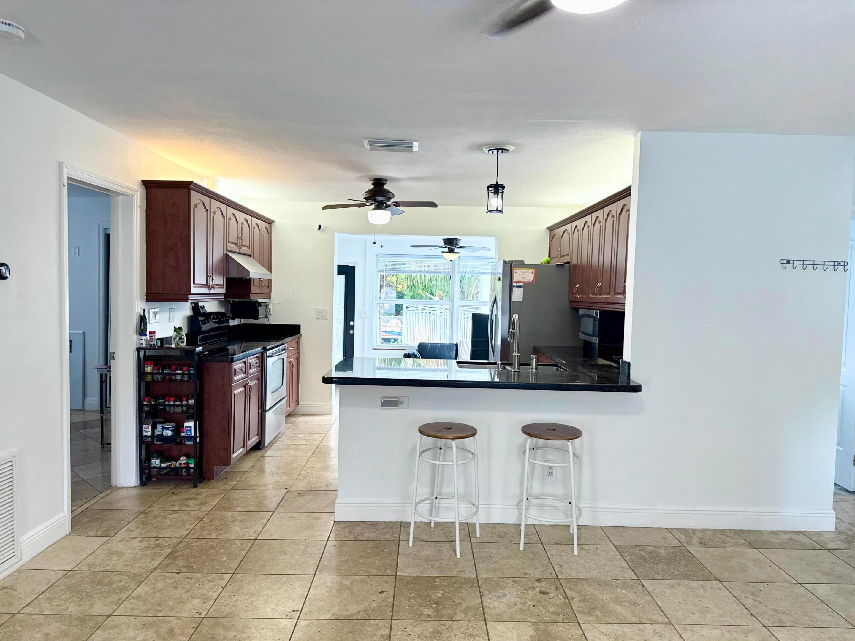 4540 SW 28TH, Dania Beach FL 33312