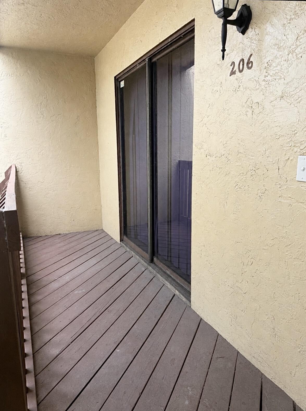 206 Lakeview, Royal Palm Beach FL 33411