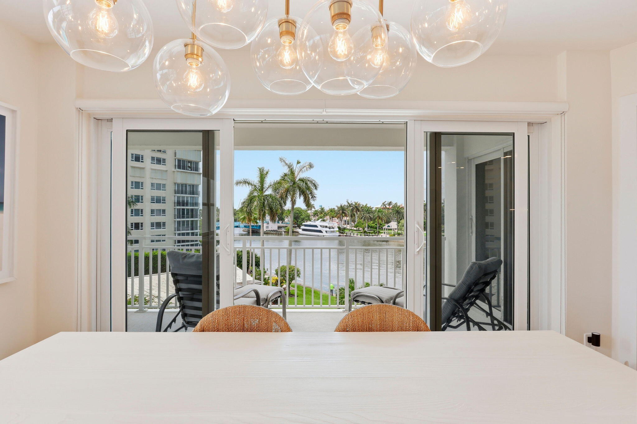 1000 Lowry #4F, Delray Beach FL 33483