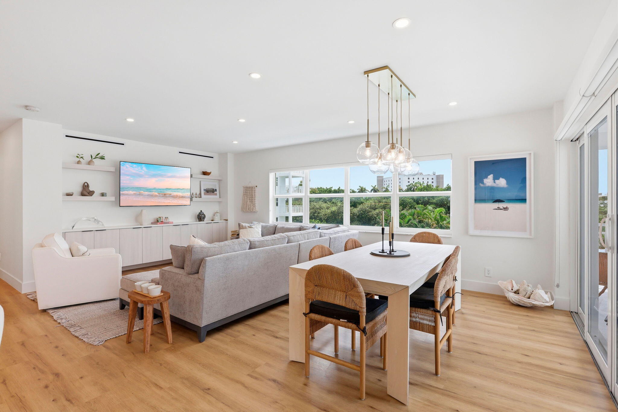 1000 Lowry #4F, Delray Beach FL 33483