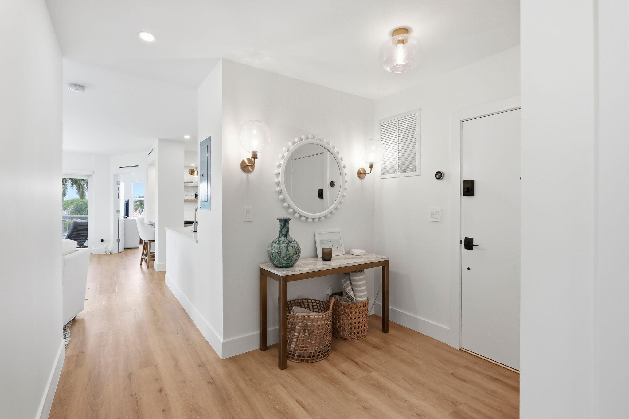 1000 Lowry #4F, Delray Beach FL 33483