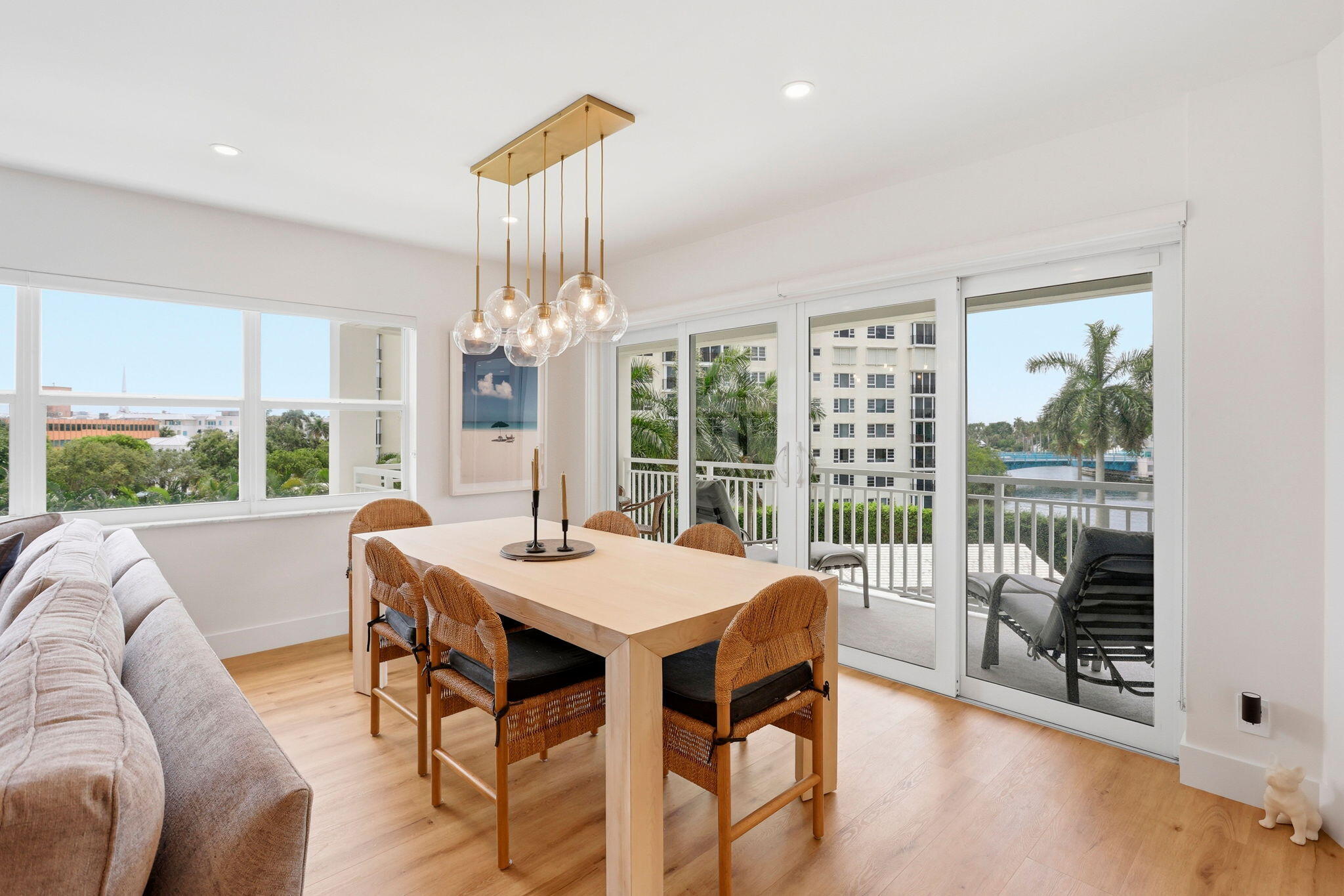 1000 Lowry #4F, Delray Beach FL 33483