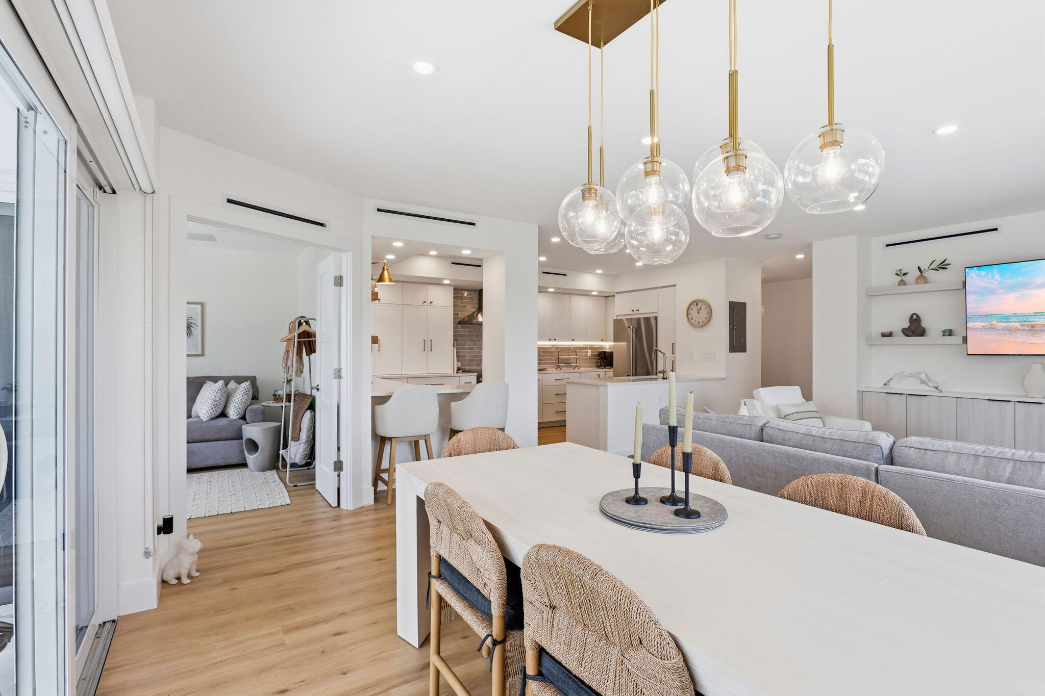 1000 Lowry #4F, Delray Beach FL 33483
