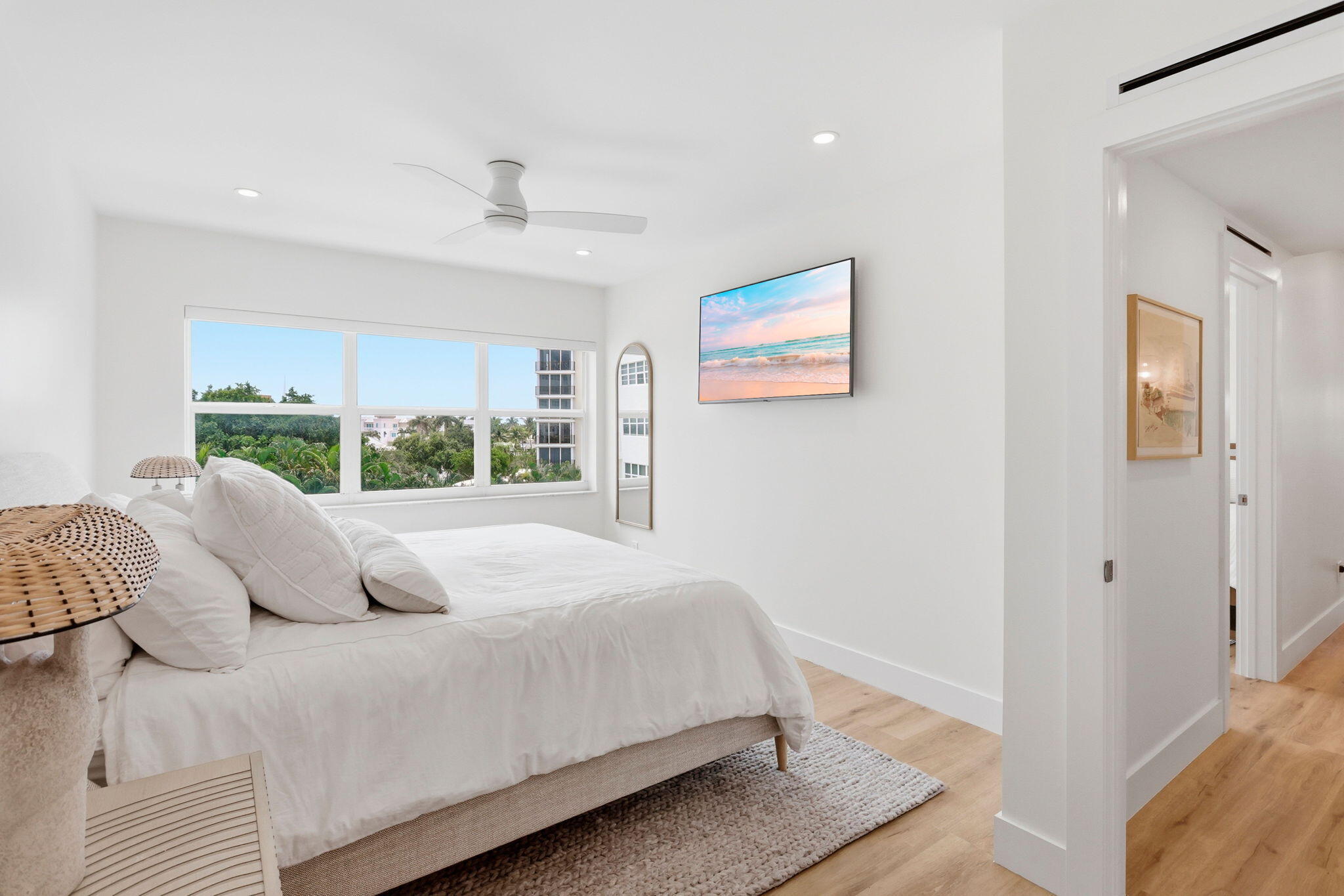1000 Lowry #4F, Delray Beach FL 33483