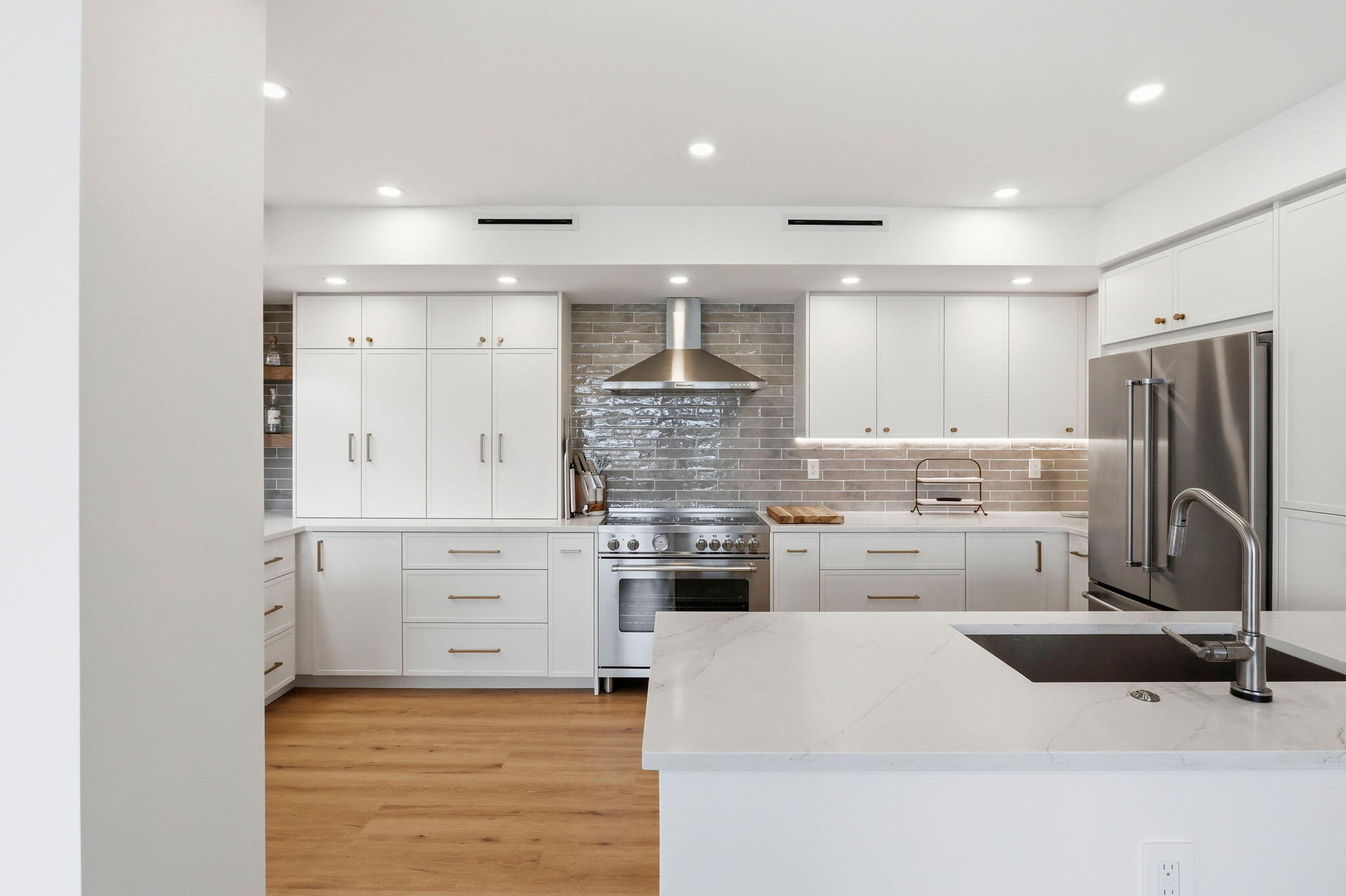 1000 Lowry #4F, Delray Beach FL 33483