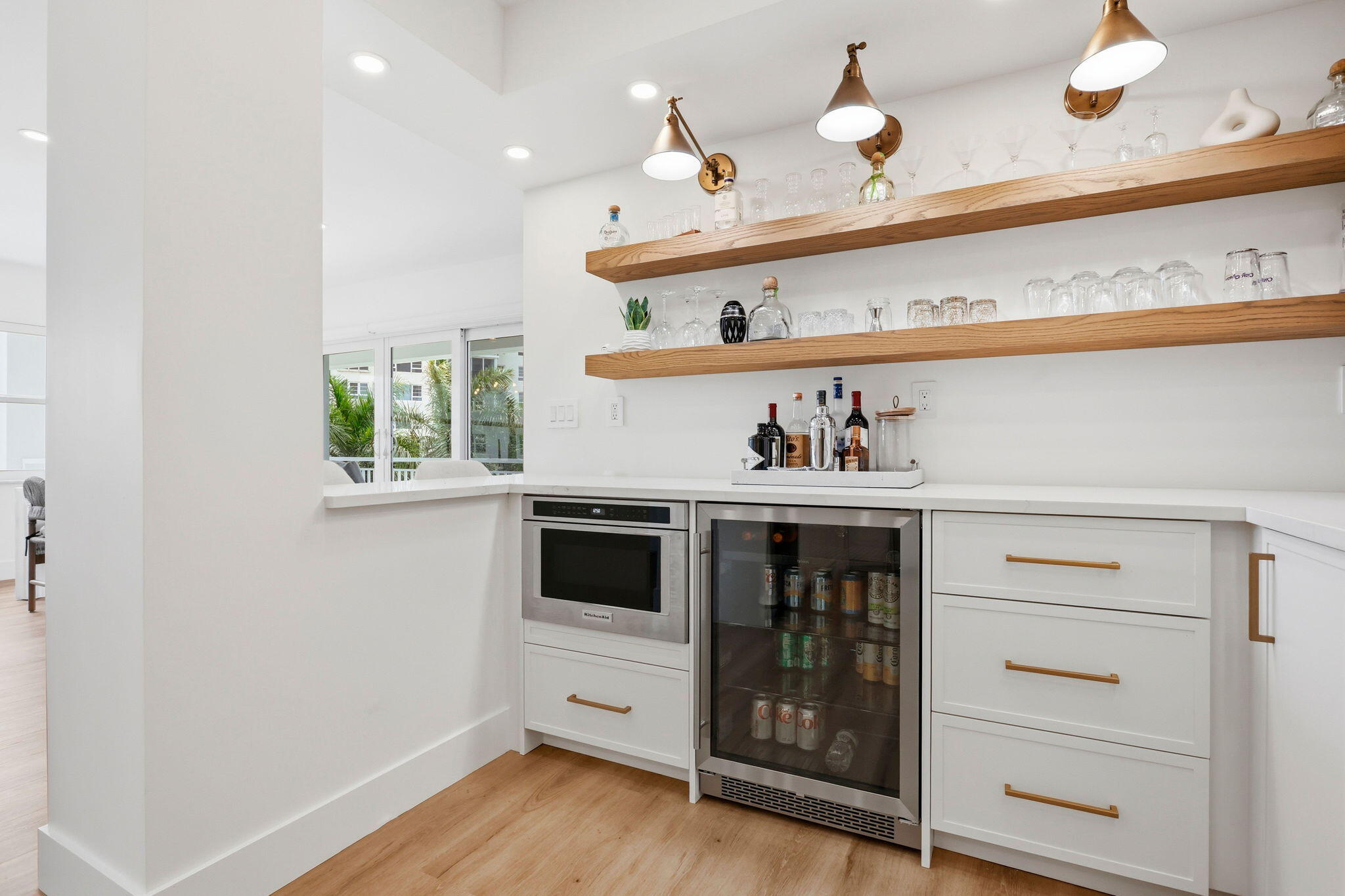 1000 Lowry #4F, Delray Beach FL 33483
