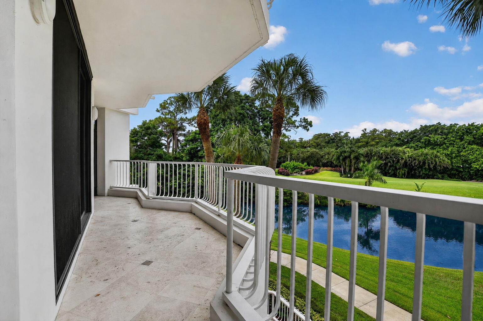 20290 Fairway Oaks #222, Boca Raton FL 33434