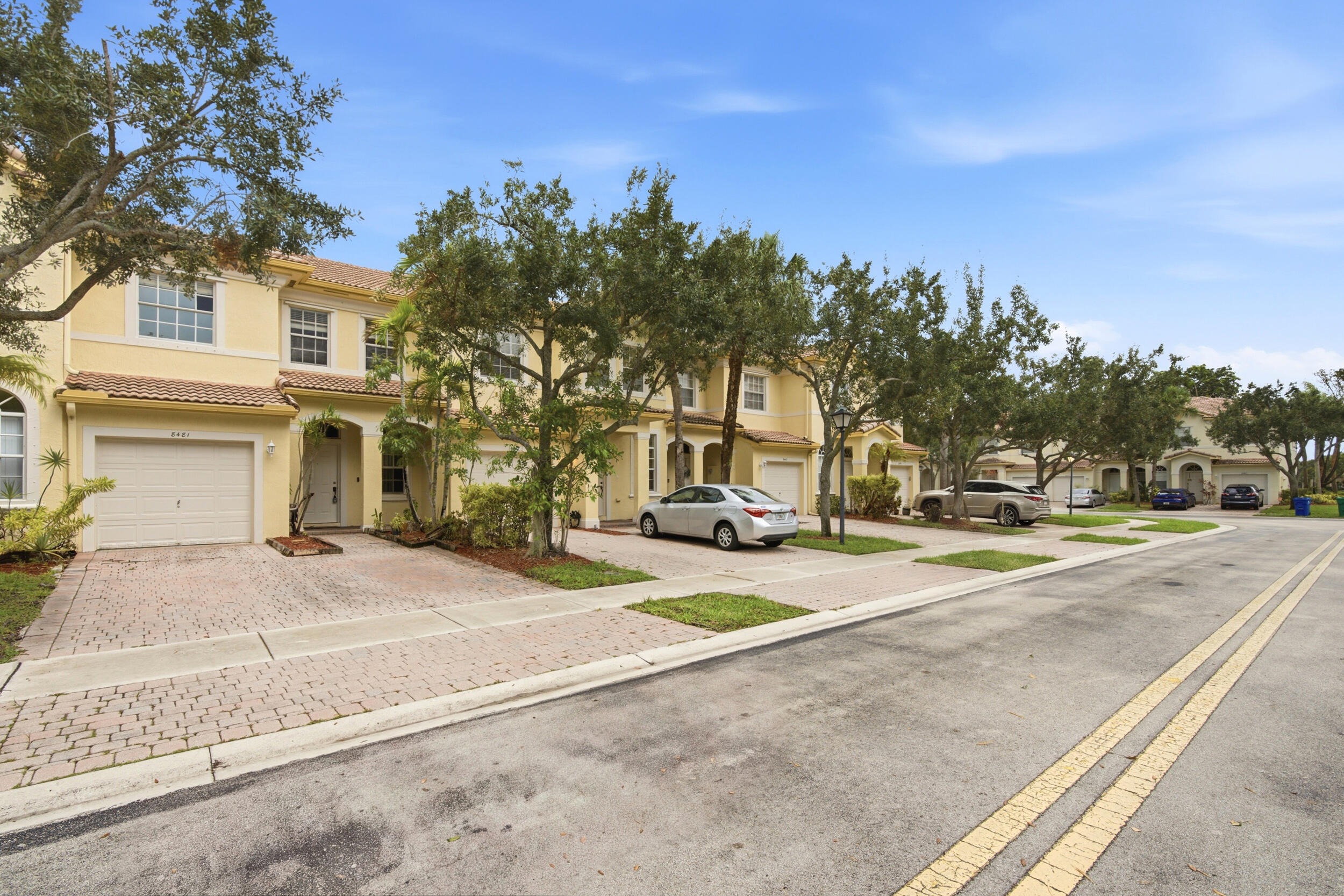 8481 SW 27th #102, Miramar FL 33025