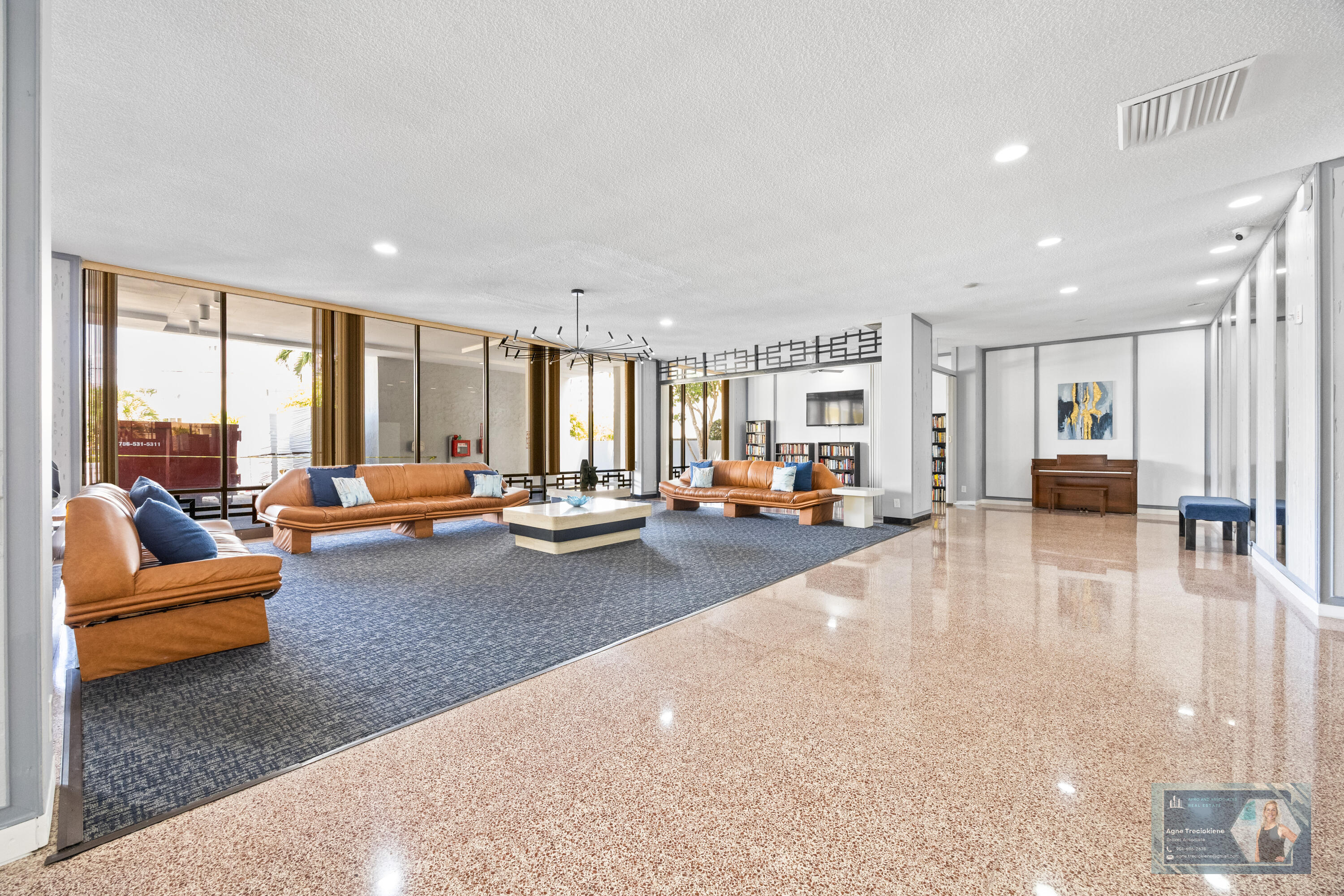 137 GOLDEN ISLES #414, Hallandale Beach FL 33009