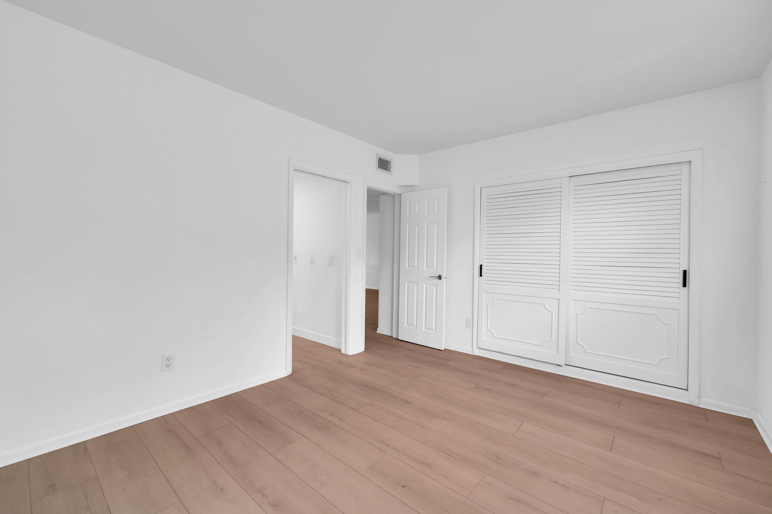 91 Willow #104, Tequesta FL 33469
