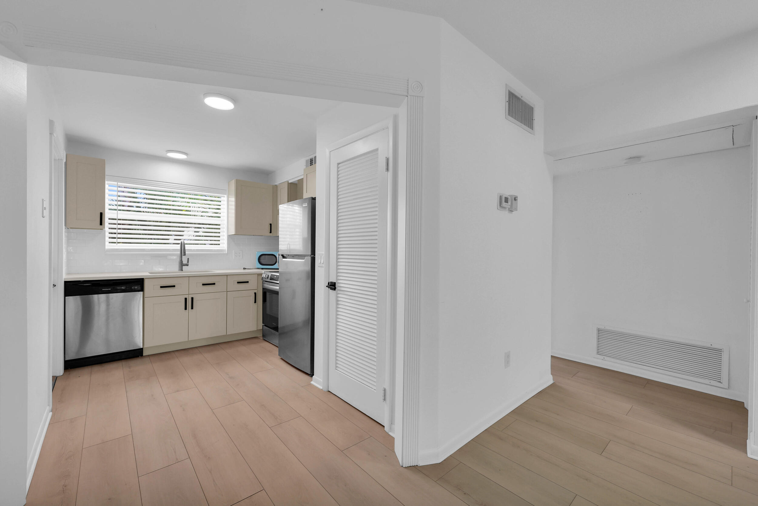 91 Willow #104, Tequesta FL 33469