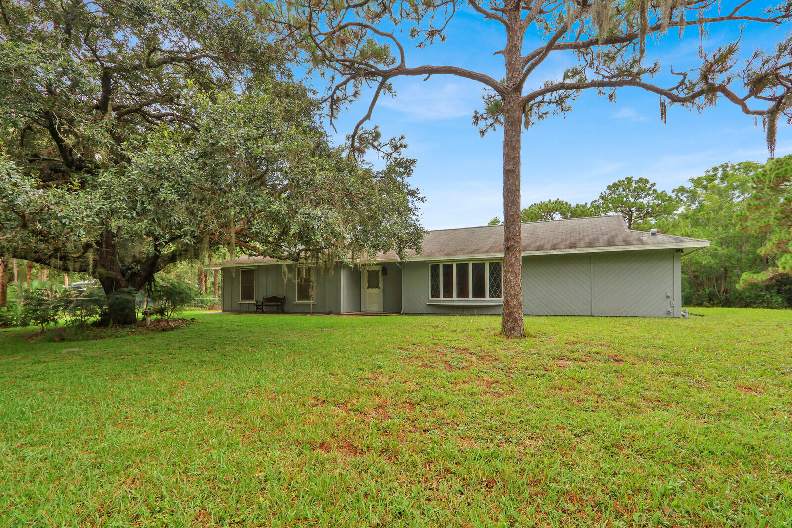 15731 79TH, Palm Beach Gardens FL 33418