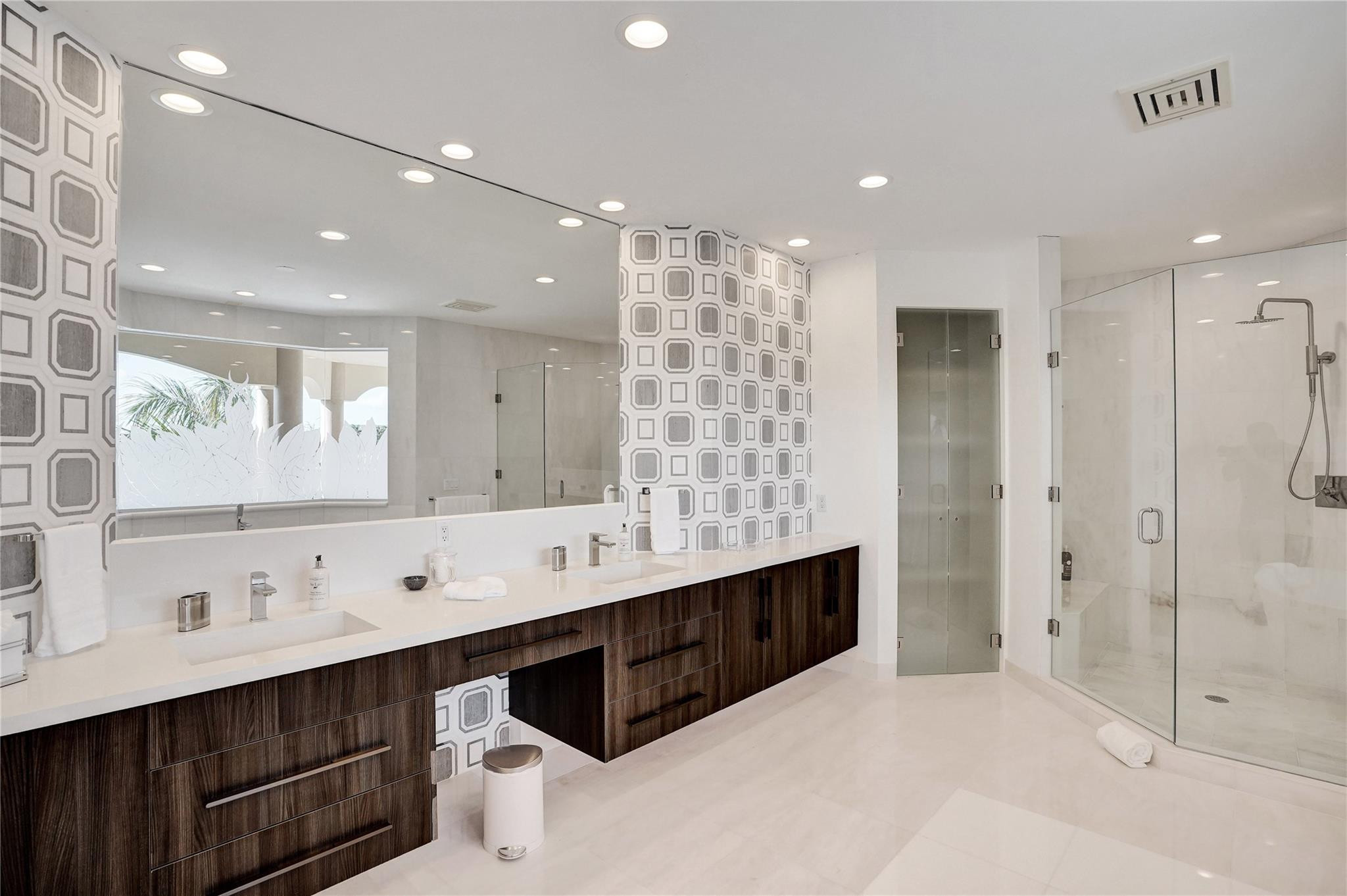 2584 SE 12TH, Pompano Beach FL 33062