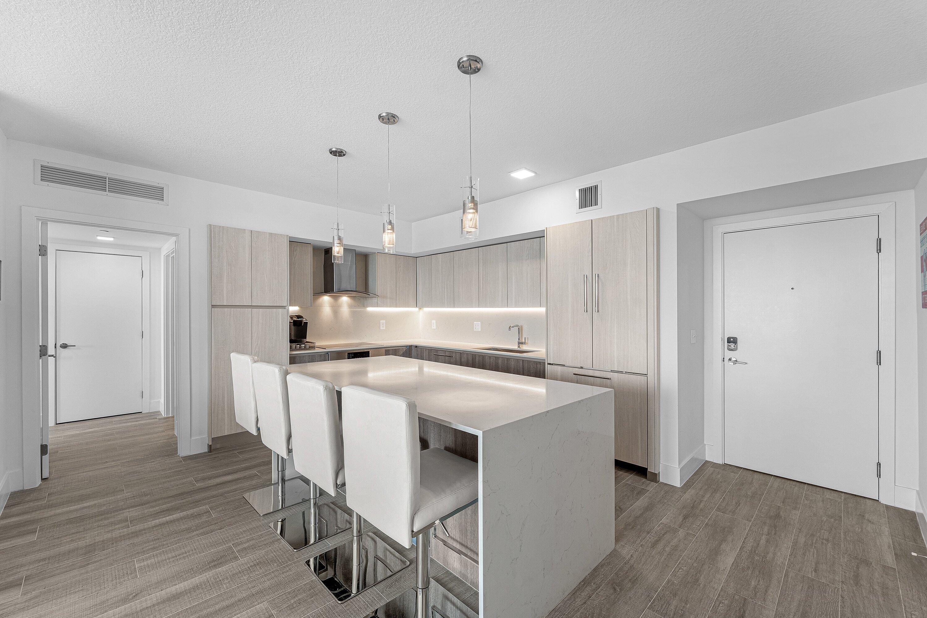 111 SE 1ST #406, Delray Beach FL 33444