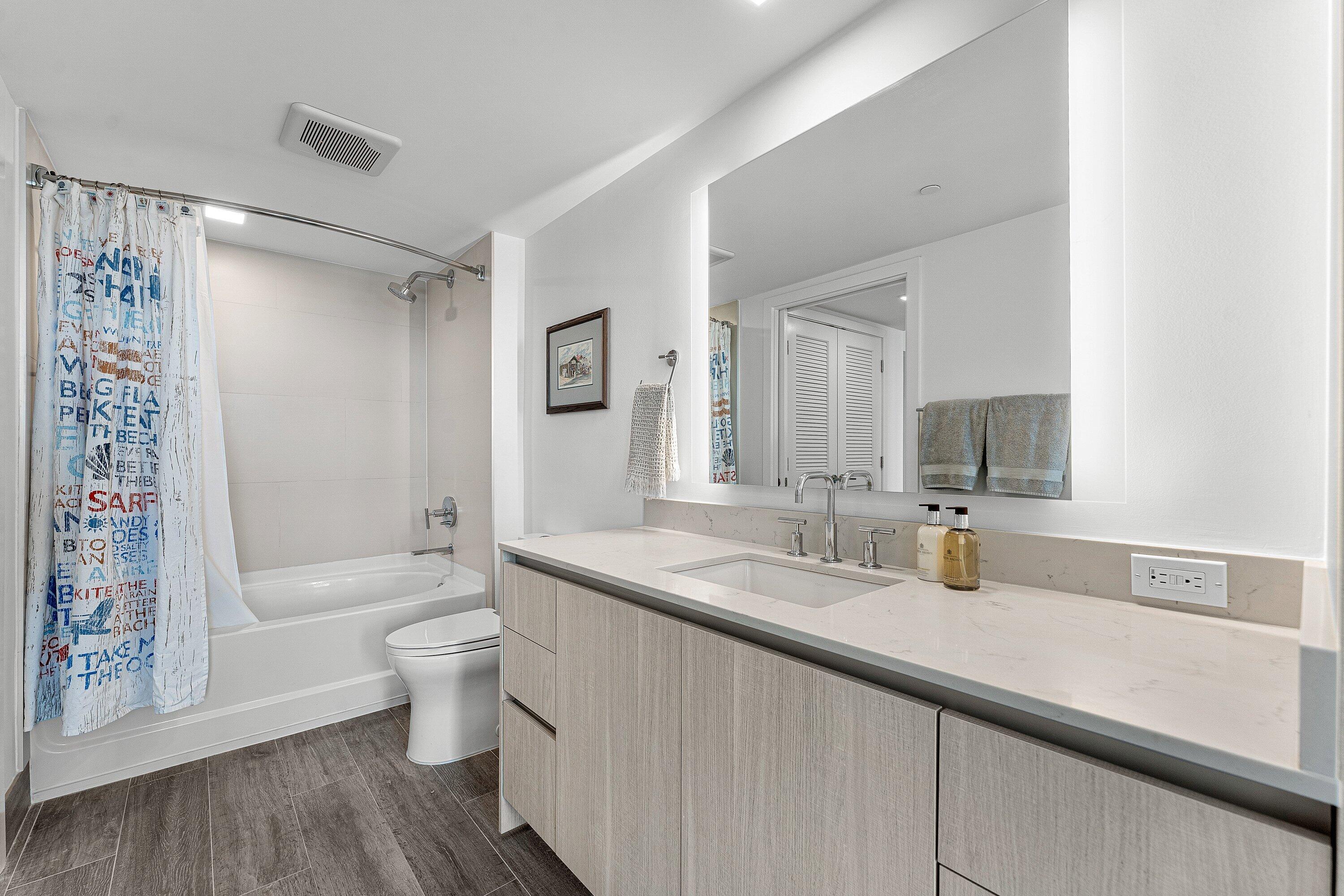 111 SE 1ST #406, Delray Beach FL 33444