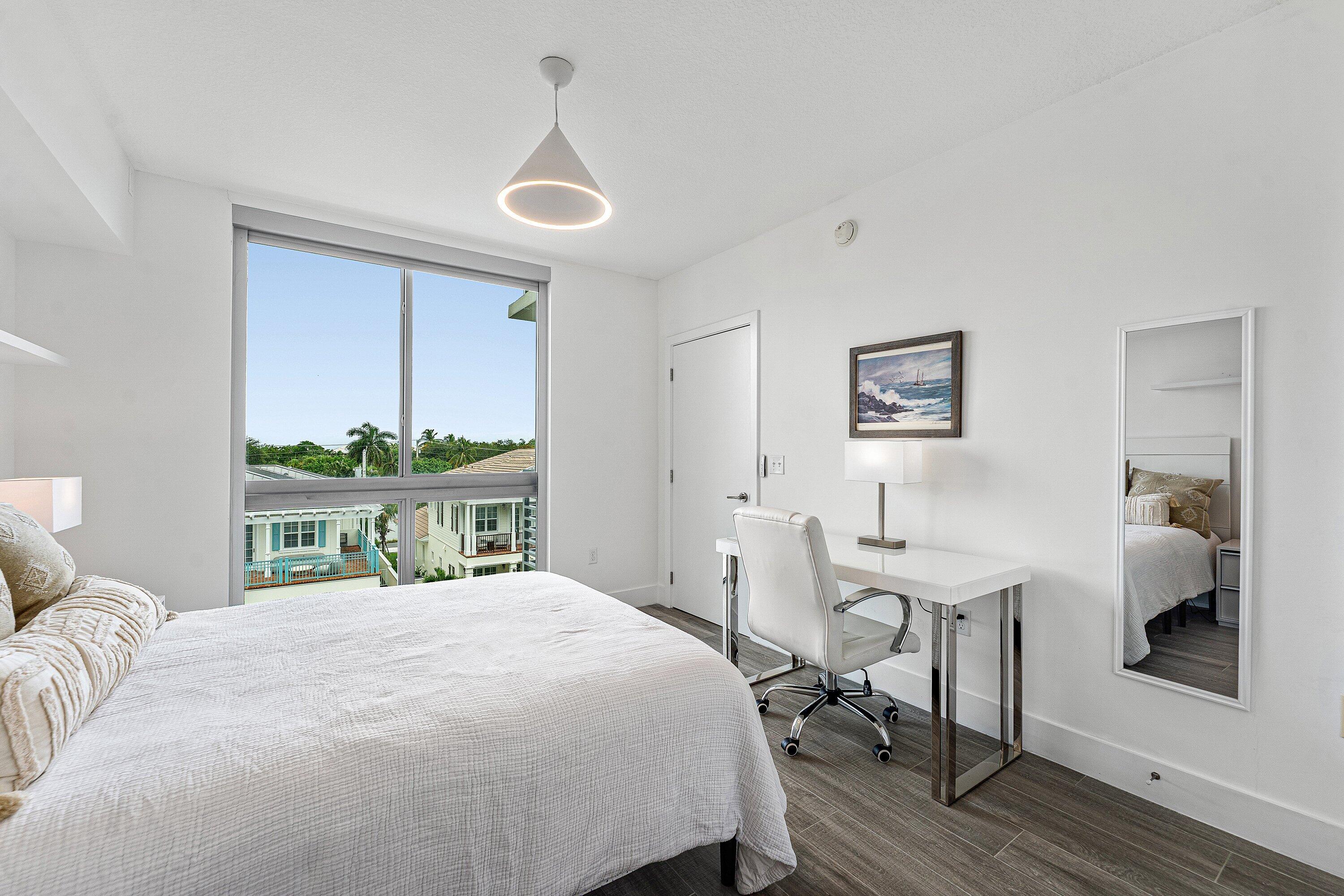 111 SE 1ST #406, Delray Beach FL 33444