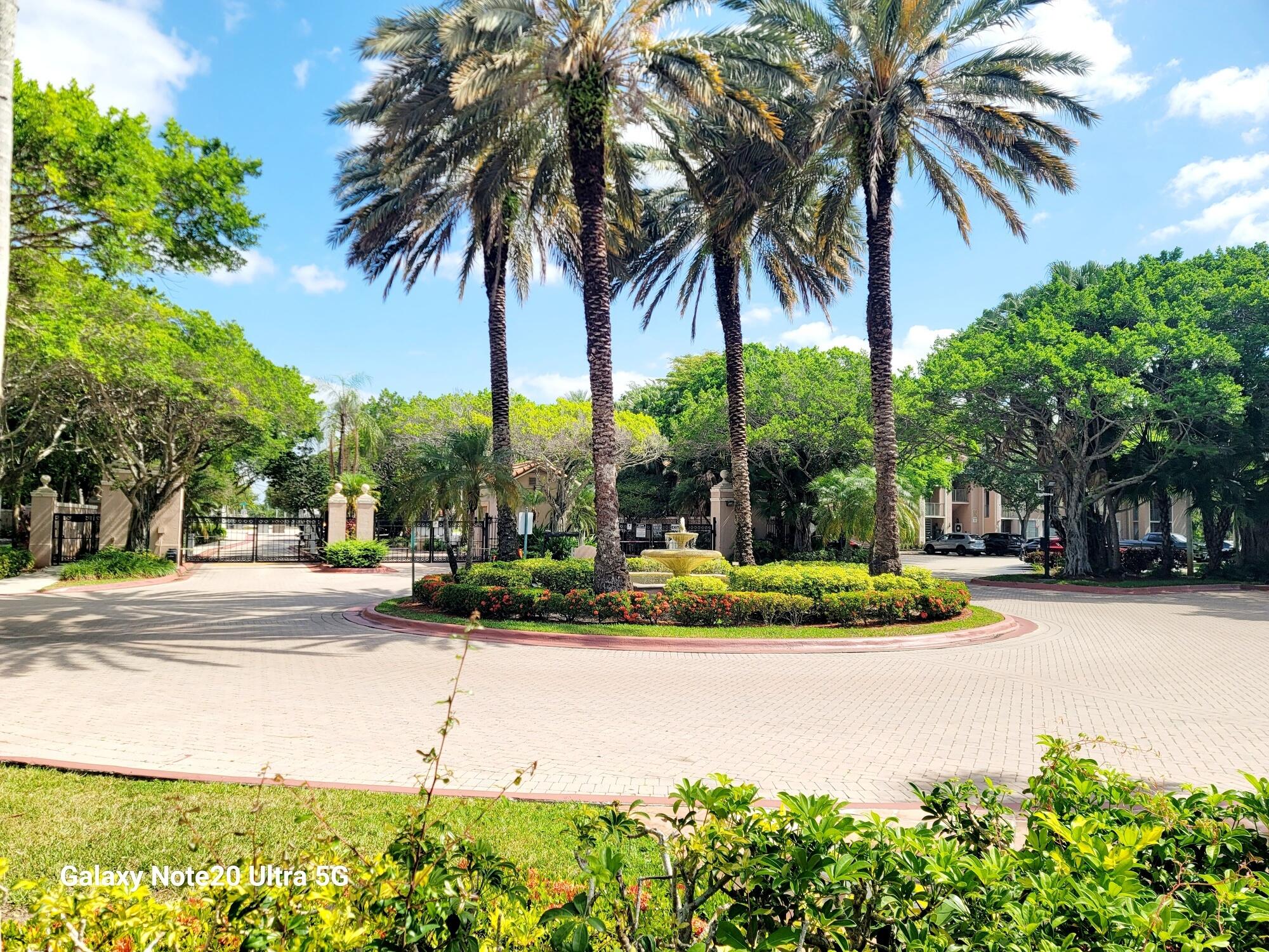 12112 St. Andrews #210, Miramar FL 33025