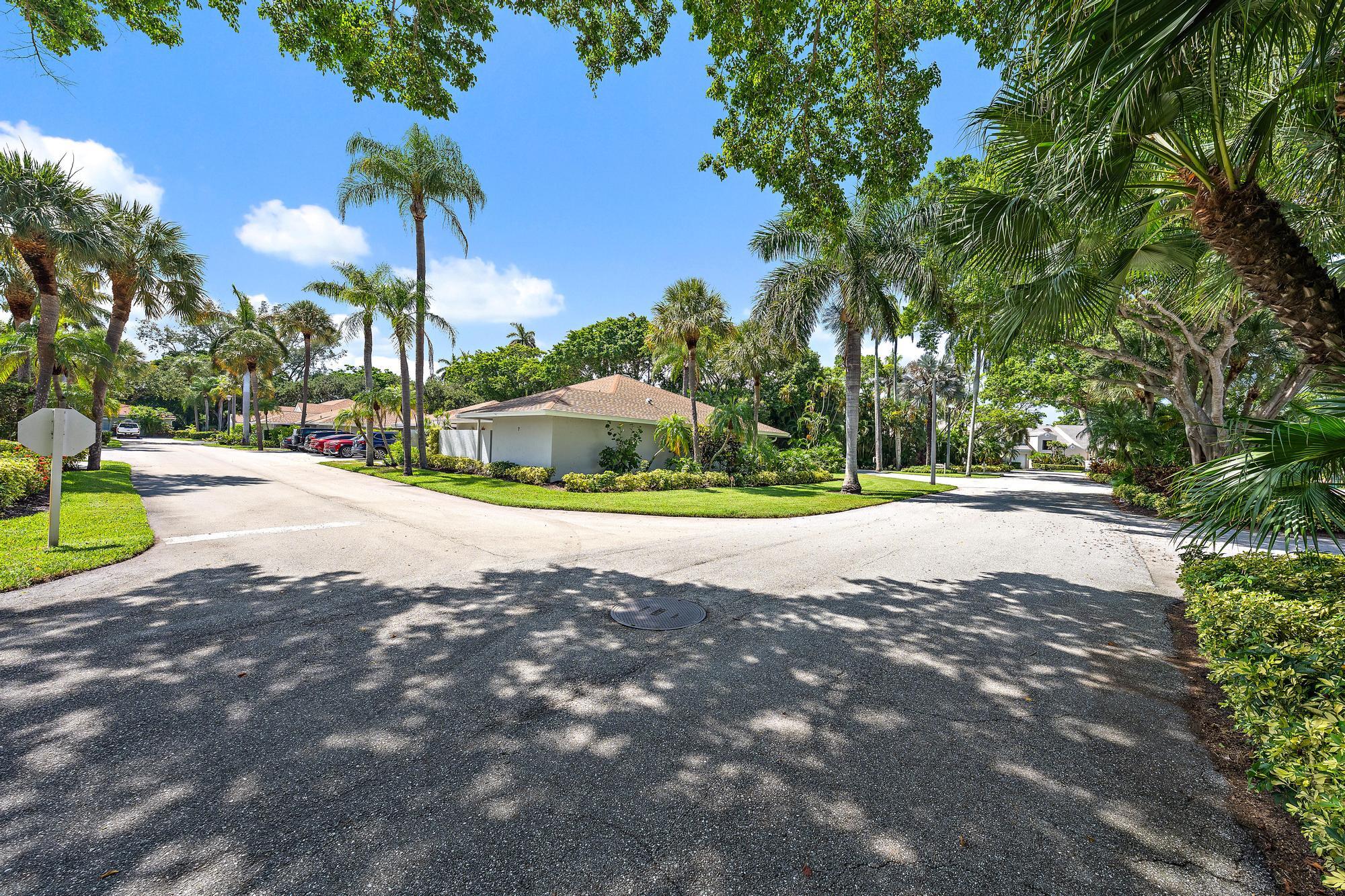 227 N Lakeshore, Hypoluxo FL 33462