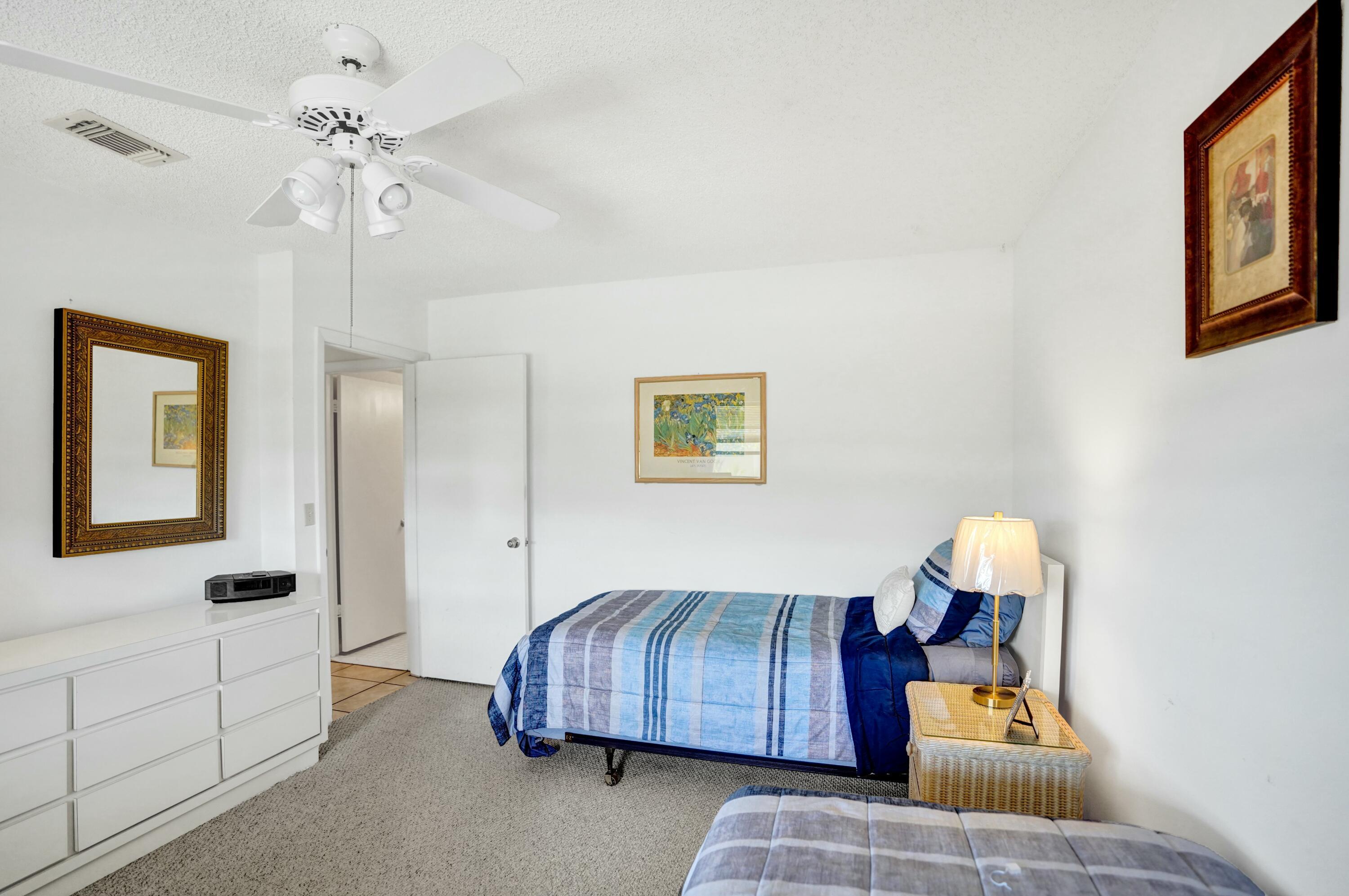 19 STRATFORD #Unit F, Boynton Beach FL 33436