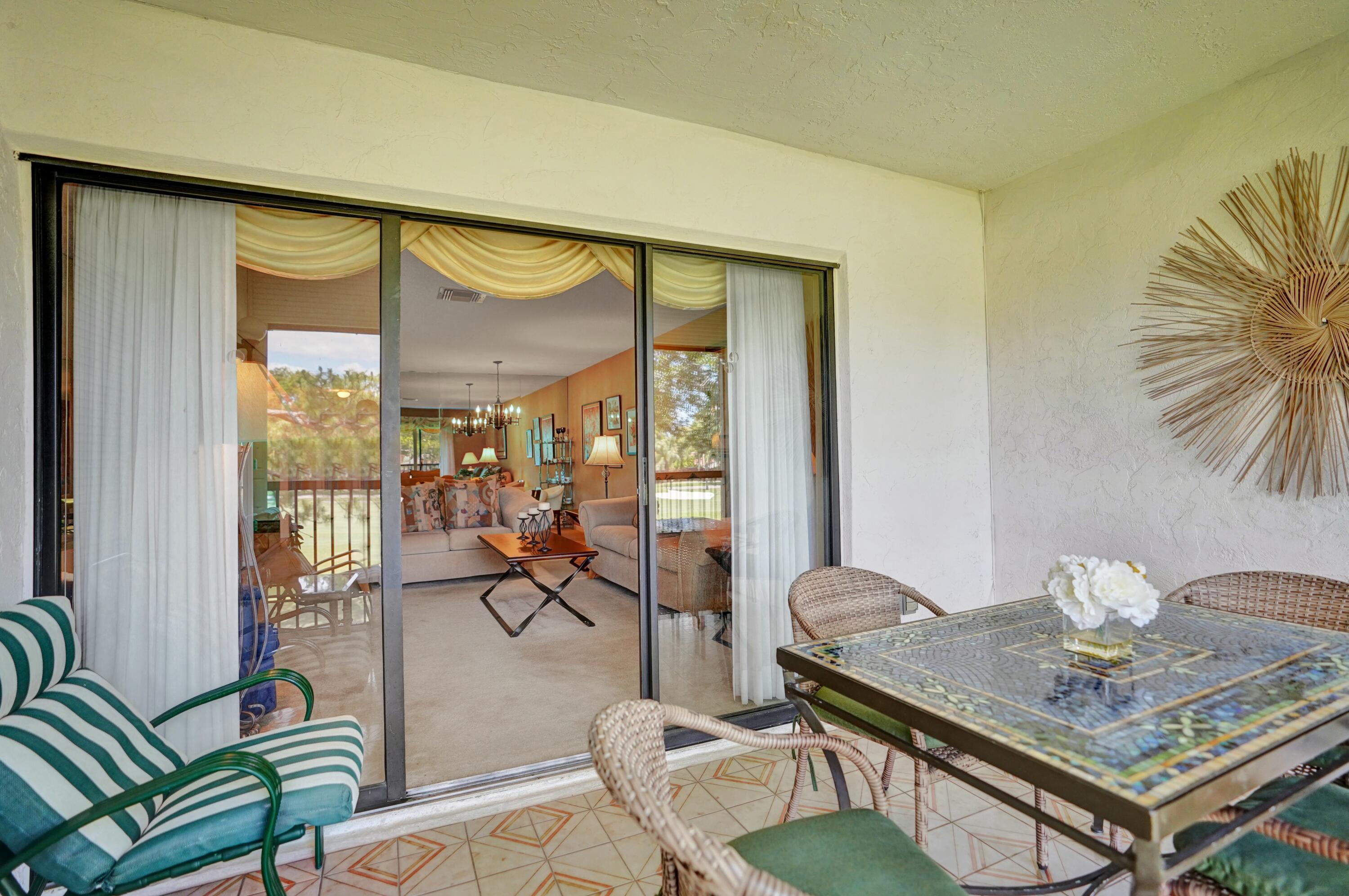 19 STRATFORD #Unit F, Boynton Beach FL 33436