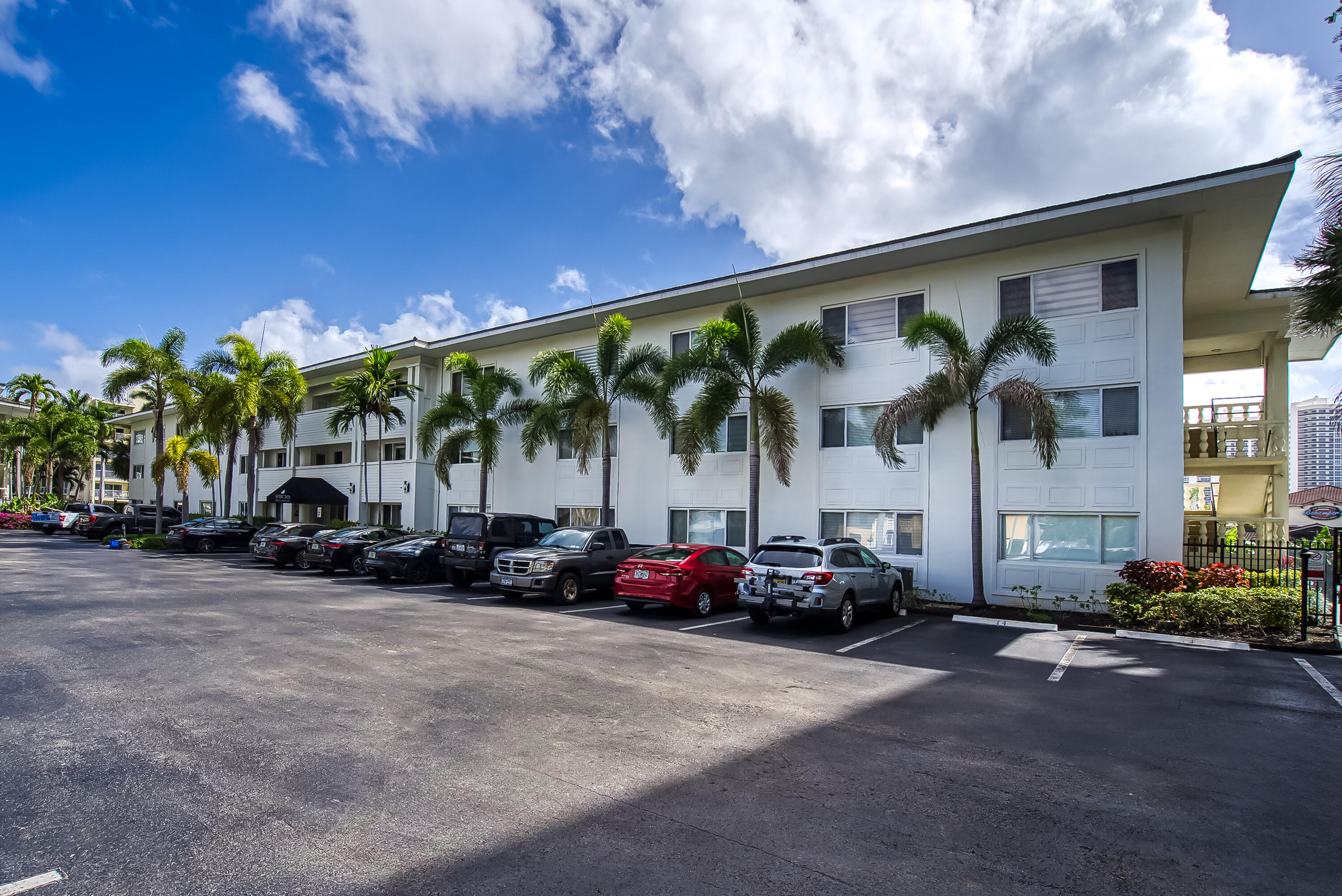 2895 NE 32ND #207, Fort Lauderdale FL 33306