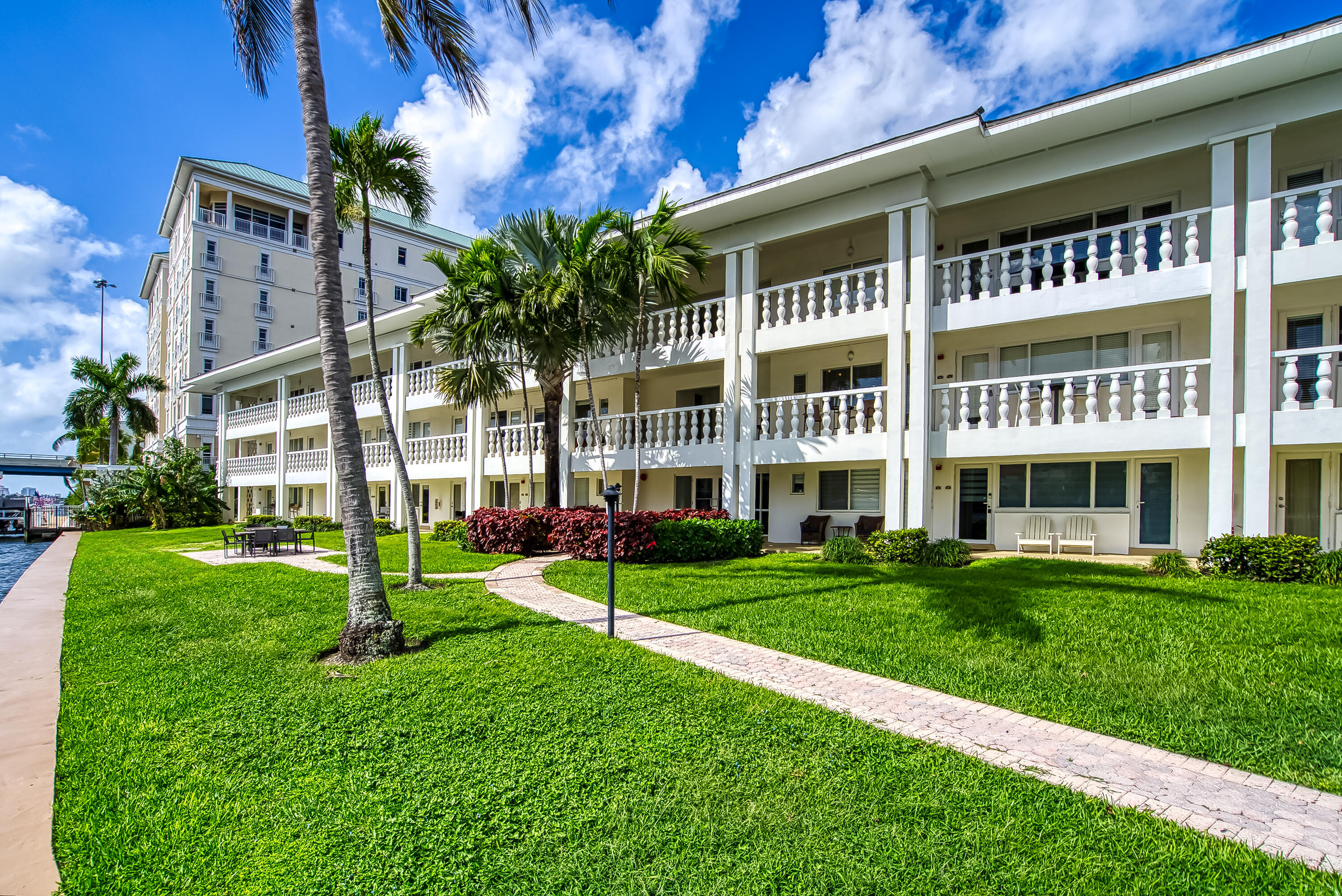2895 NE 32ND #207, Fort Lauderdale FL 33306