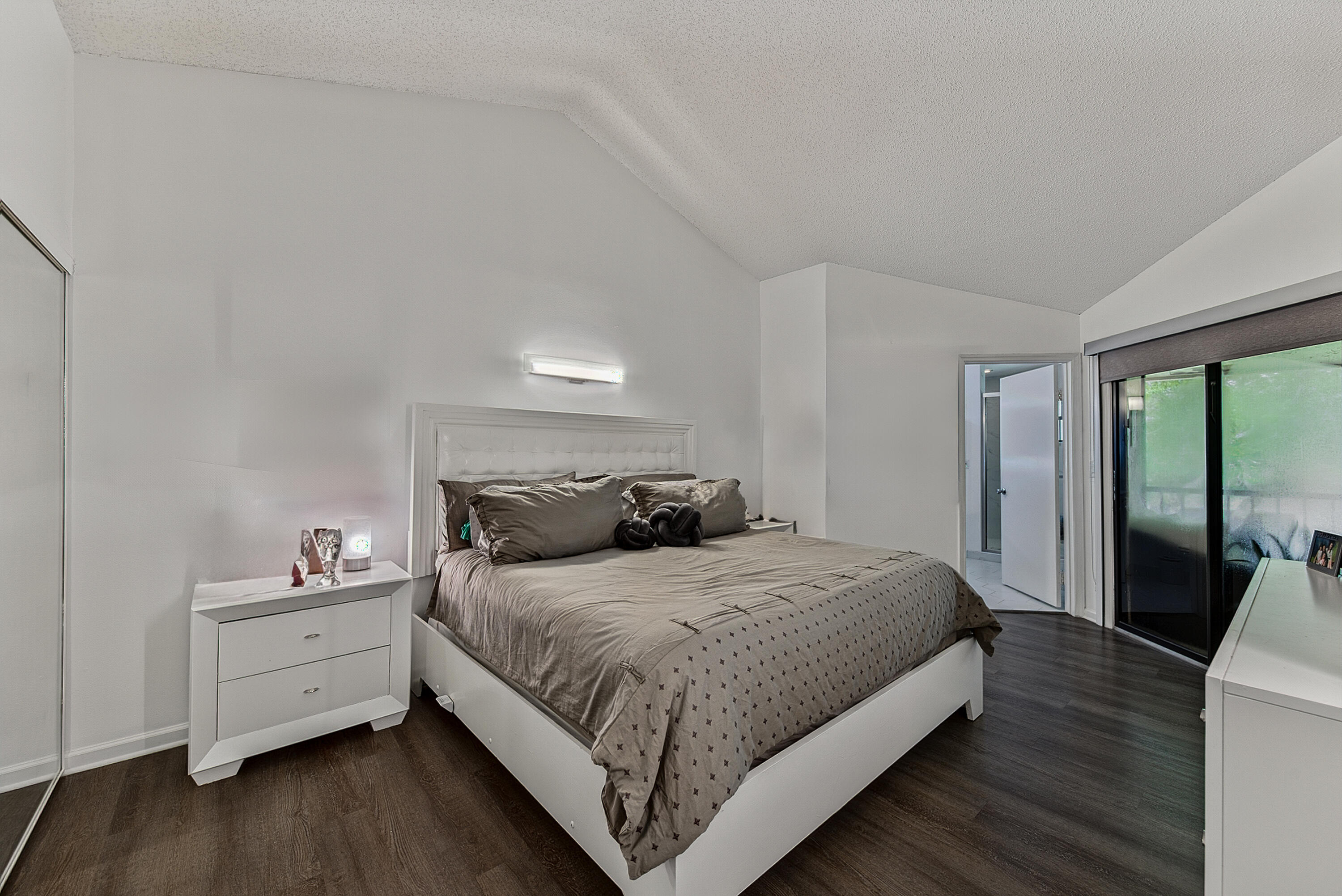 6674 Montego Bay #D, Boca Raton FL 33433
