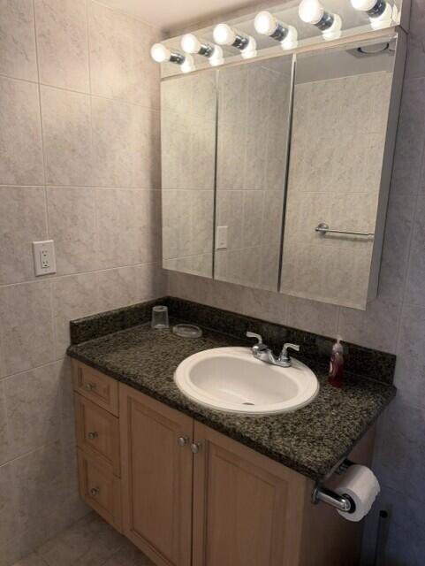 315 SE 11TH #203, Dania Beach FL 33004