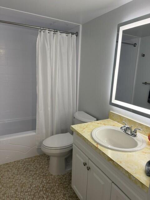 315 SE 11TH #203, Dania Beach FL 33004